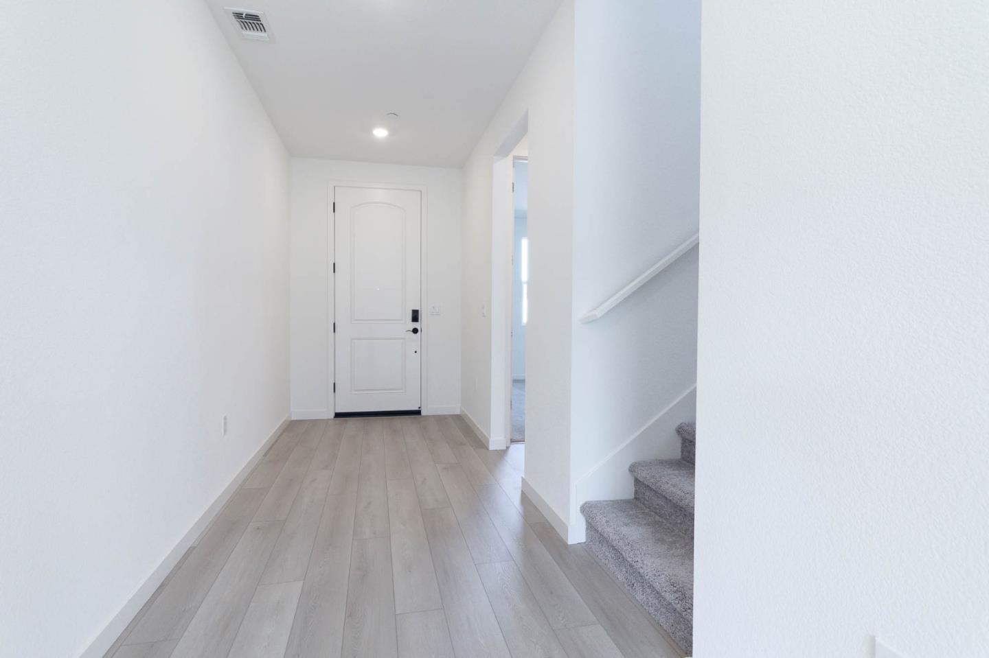 Detail Gallery Image 11 of 17 For Address Not Disclosed, Lathrop,  CA 95330 - 4 Beds | 3 Baths