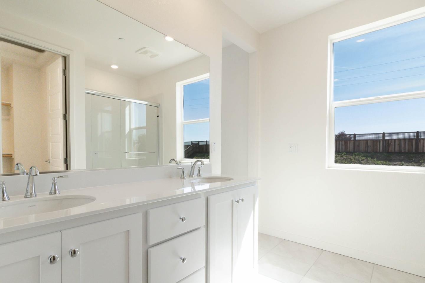 Detail Gallery Image 15 of 17 For Address Not Disclosed, Lathrop,  CA 95330 - 4 Beds | 3 Baths