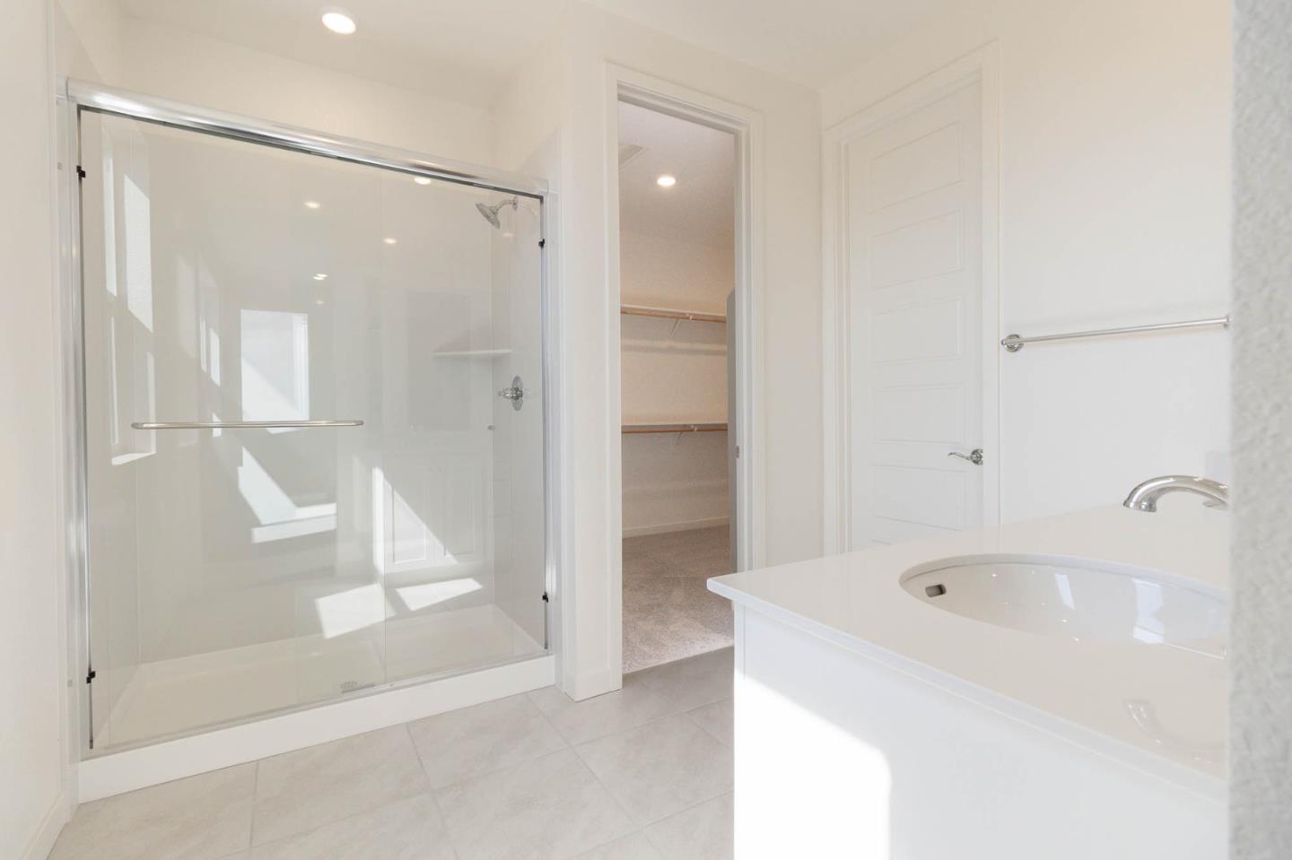 Detail Gallery Image 16 of 17 For Address Not Disclosed, Lathrop,  CA 95330 - 4 Beds | 3 Baths