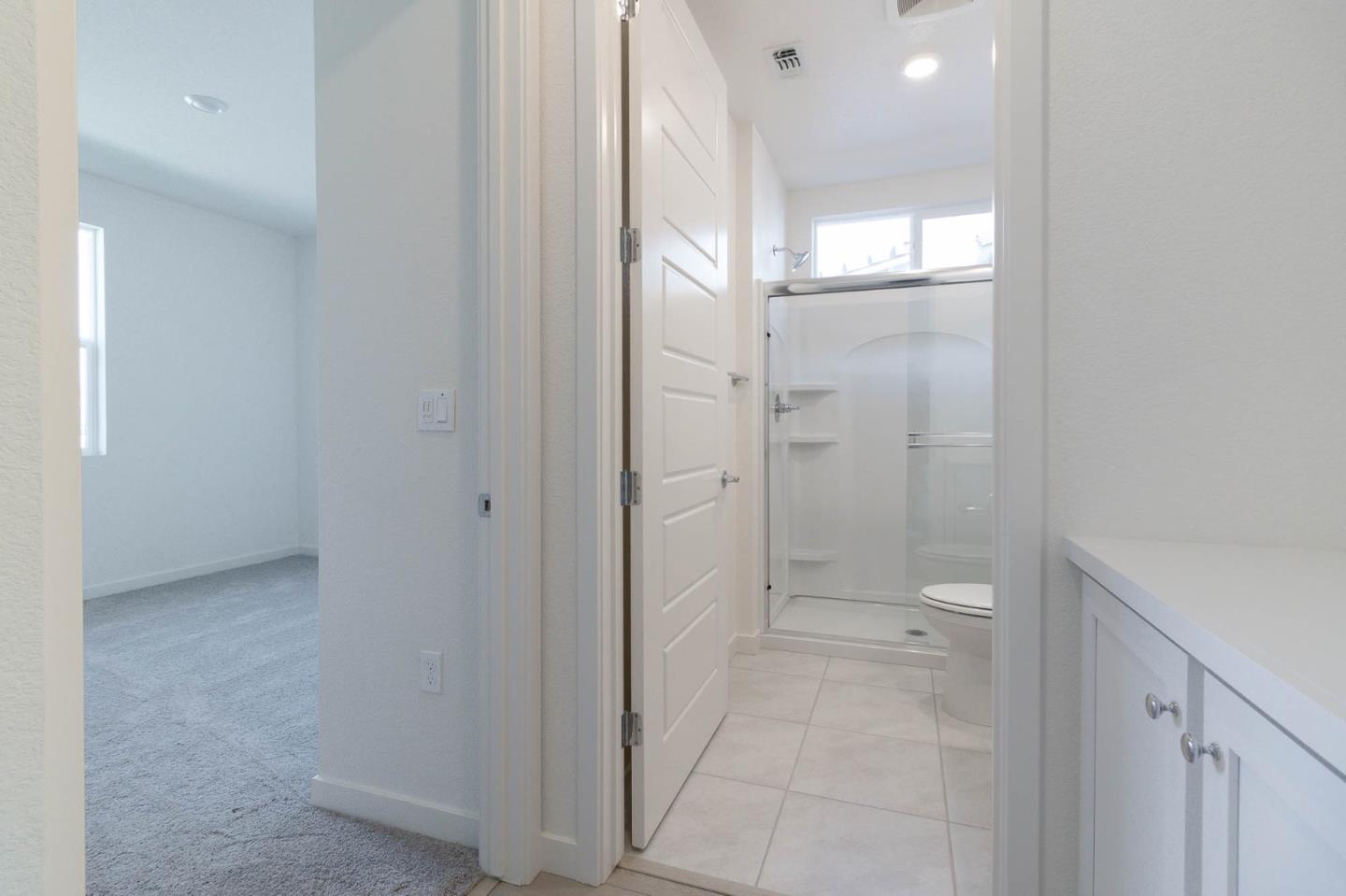 Detail Gallery Image 3 of 17 For Address Not Disclosed, Lathrop,  CA 95330 - 4 Beds | 3 Baths