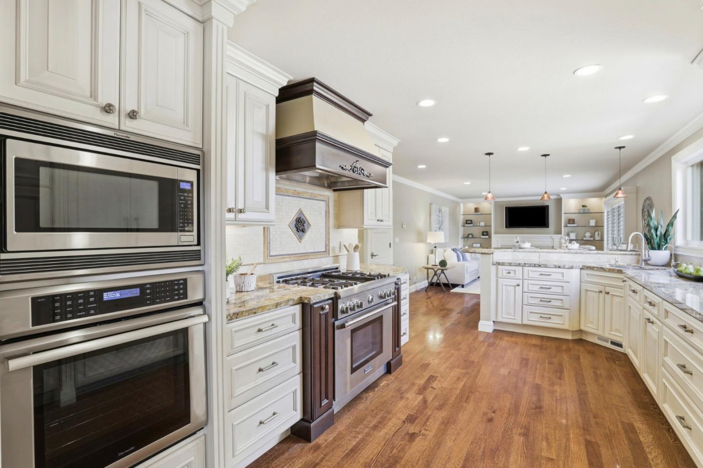 Detail Gallery Image 11 of 86 For 2777 Glorietta Cir, Santa Clara,  CA 95051 - 4 Beds | 2/1 Baths