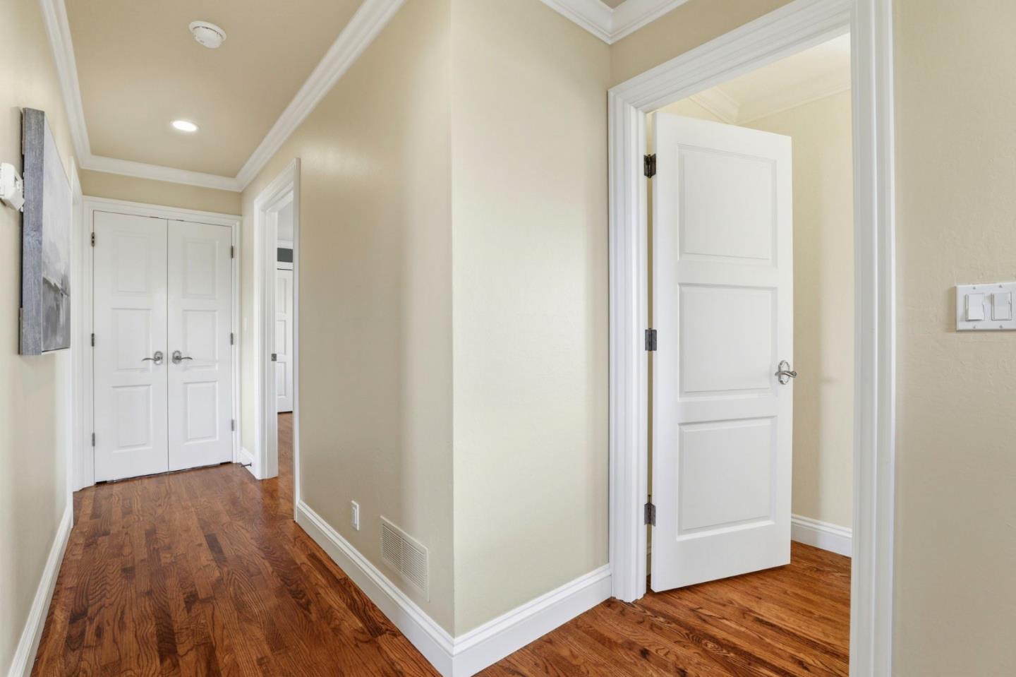 Detail Gallery Image 25 of 86 For 2777 Glorietta Cir, Santa Clara,  CA 95051 - 4 Beds | 2/1 Baths