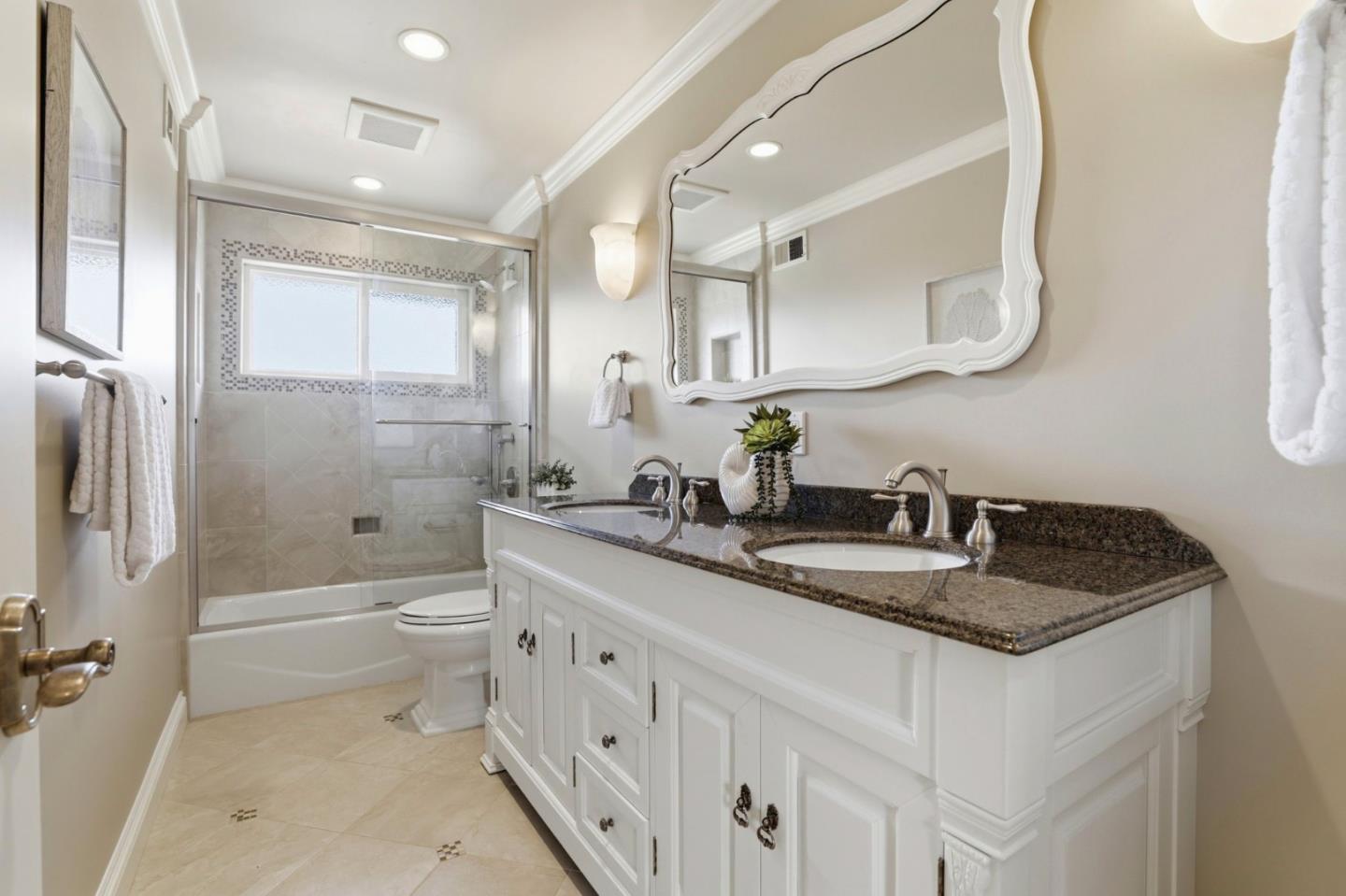 Detail Gallery Image 27 of 86 For 2777 Glorietta Cir, Santa Clara,  CA 95051 - 4 Beds | 2/1 Baths