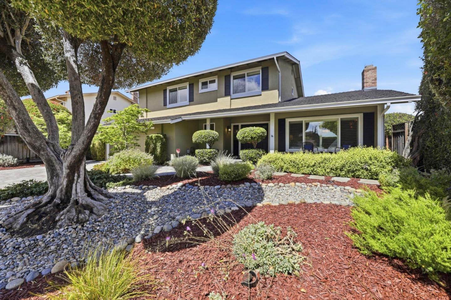 Detail Gallery Image 3 of 86 For 2777 Glorietta Cir, Santa Clara,  CA 95051 - 4 Beds | 2/1 Baths