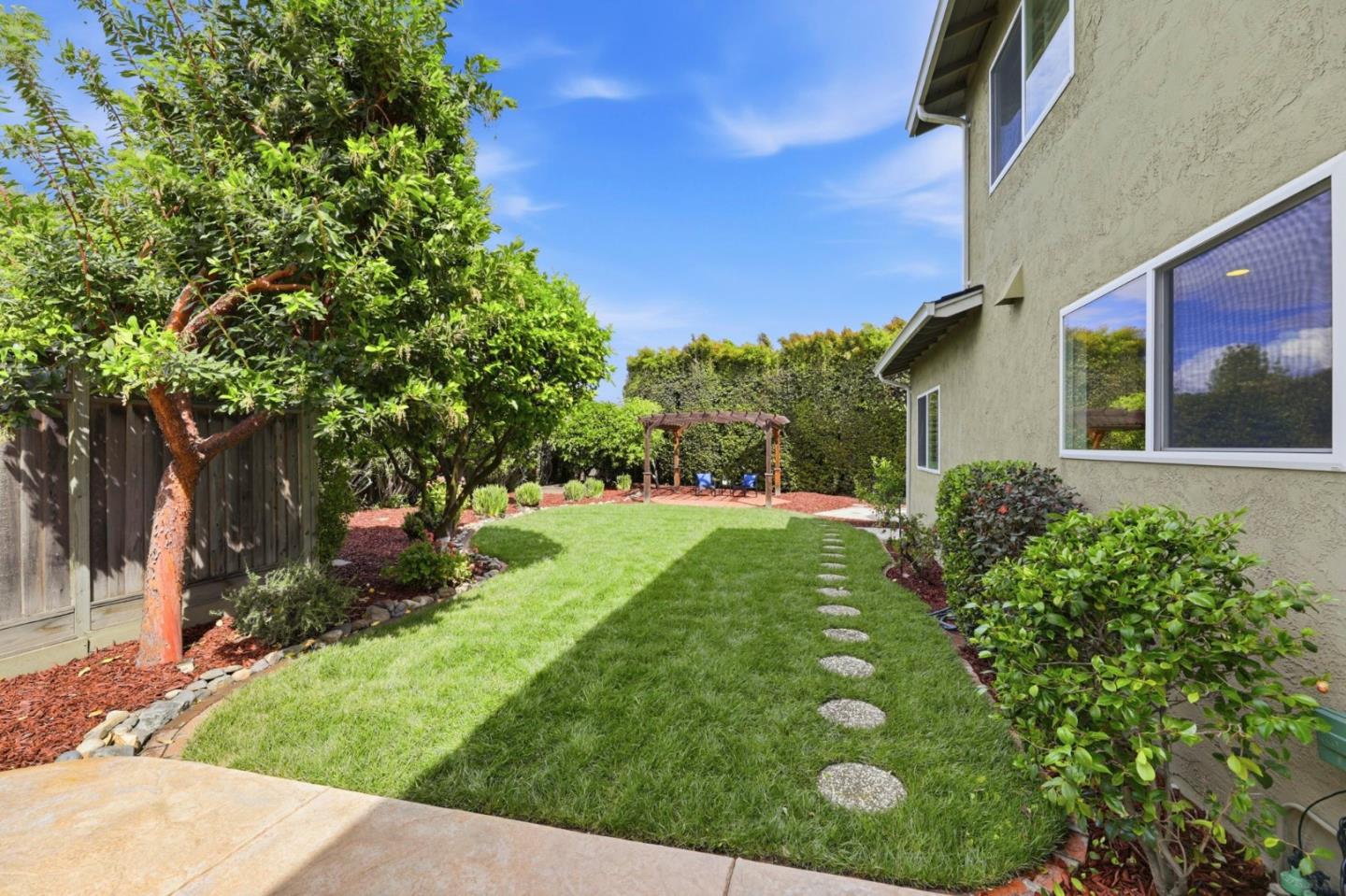 Detail Gallery Image 36 of 86 For 2777 Glorietta Cir, Santa Clara,  CA 95051 - 4 Beds | 2/1 Baths