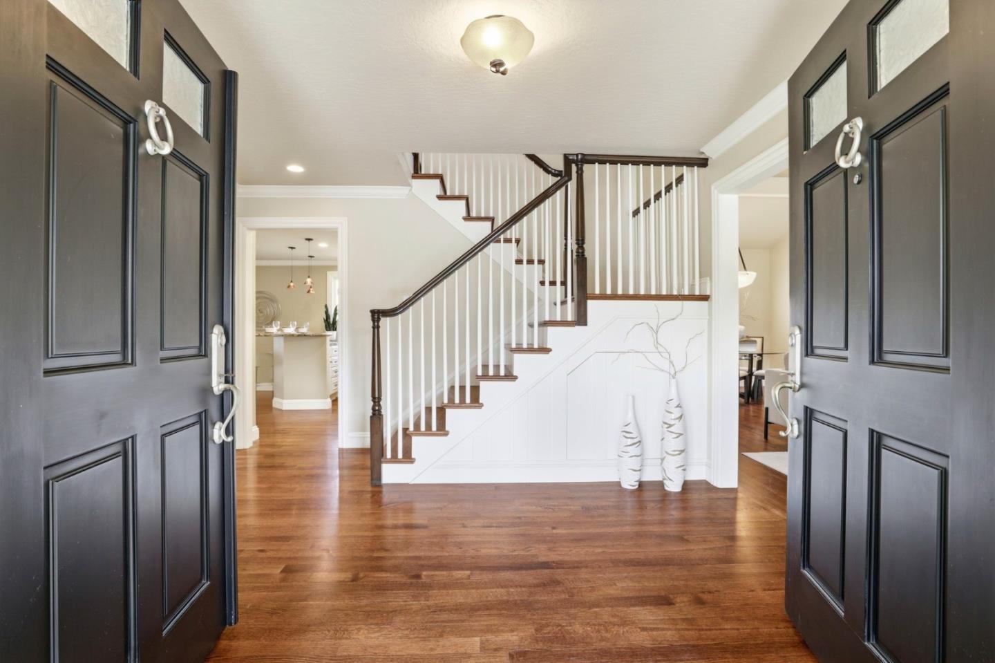 Detail Gallery Image 5 of 86 For 2777 Glorietta Cir, Santa Clara,  CA 95051 - 4 Beds | 2/1 Baths