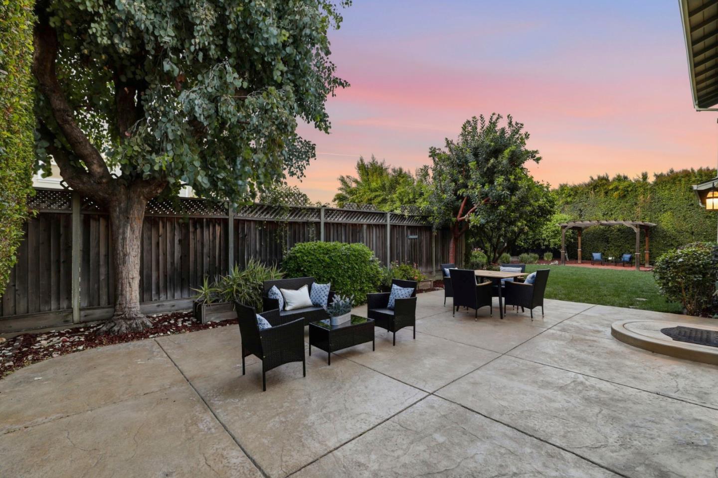 Detail Gallery Image 50 of 86 For 2777 Glorietta Cir, Santa Clara,  CA 95051 - 4 Beds | 2/1 Baths