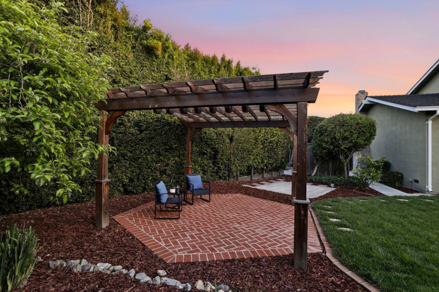 Detail Gallery Image 55 of 86 For 2777 Glorietta Cir, Santa Clara,  CA 95051 - 4 Beds | 2/1 Baths