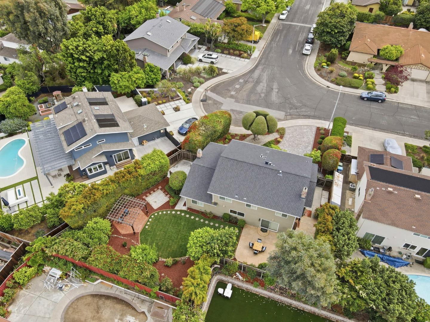 Detail Gallery Image 71 of 86 For 2777 Glorietta Cir, Santa Clara,  CA 95051 - 4 Beds | 2/1 Baths