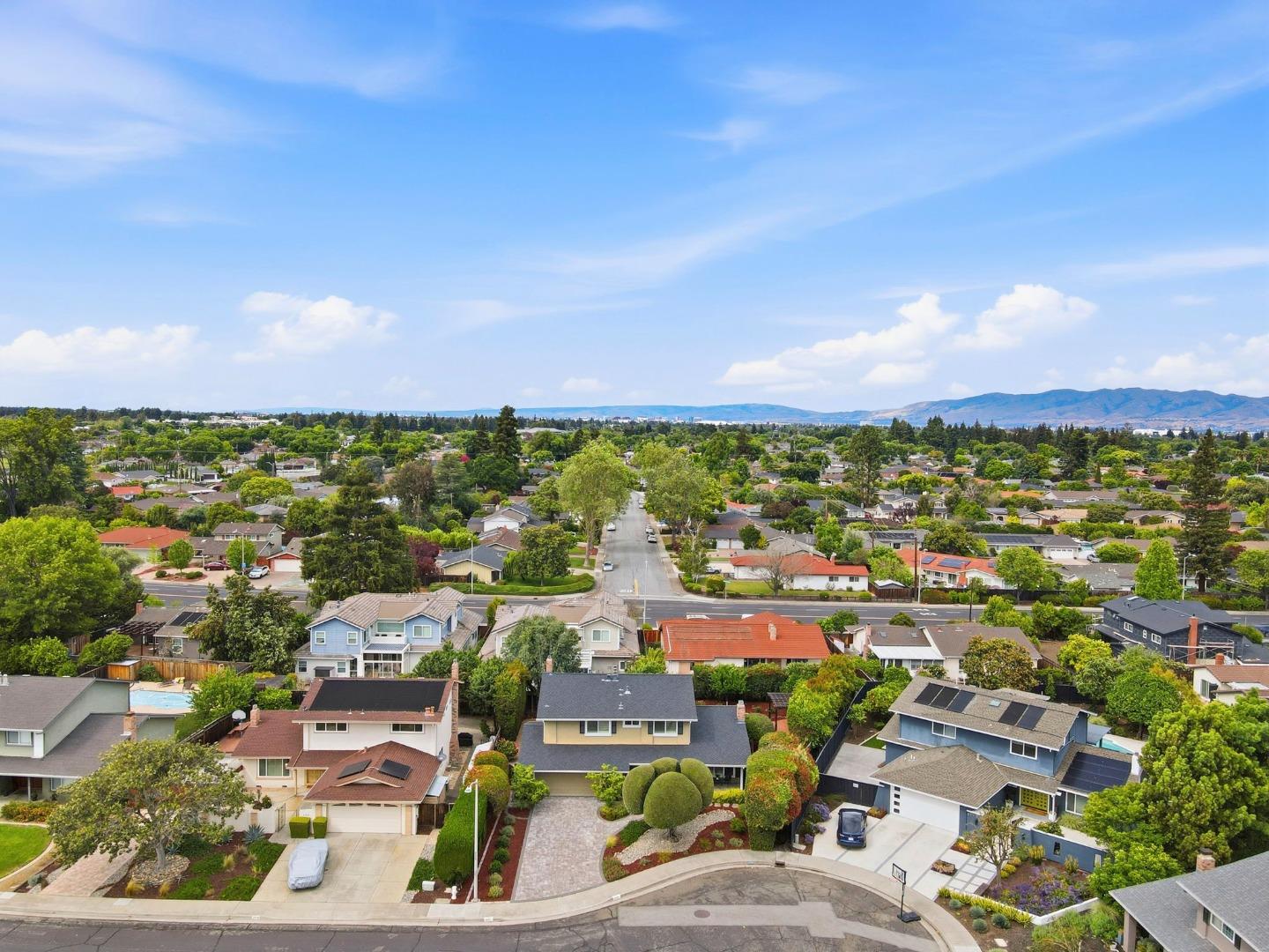 Detail Gallery Image 76 of 86 For 2777 Glorietta Cir, Santa Clara,  CA 95051 - 4 Beds | 2/1 Baths