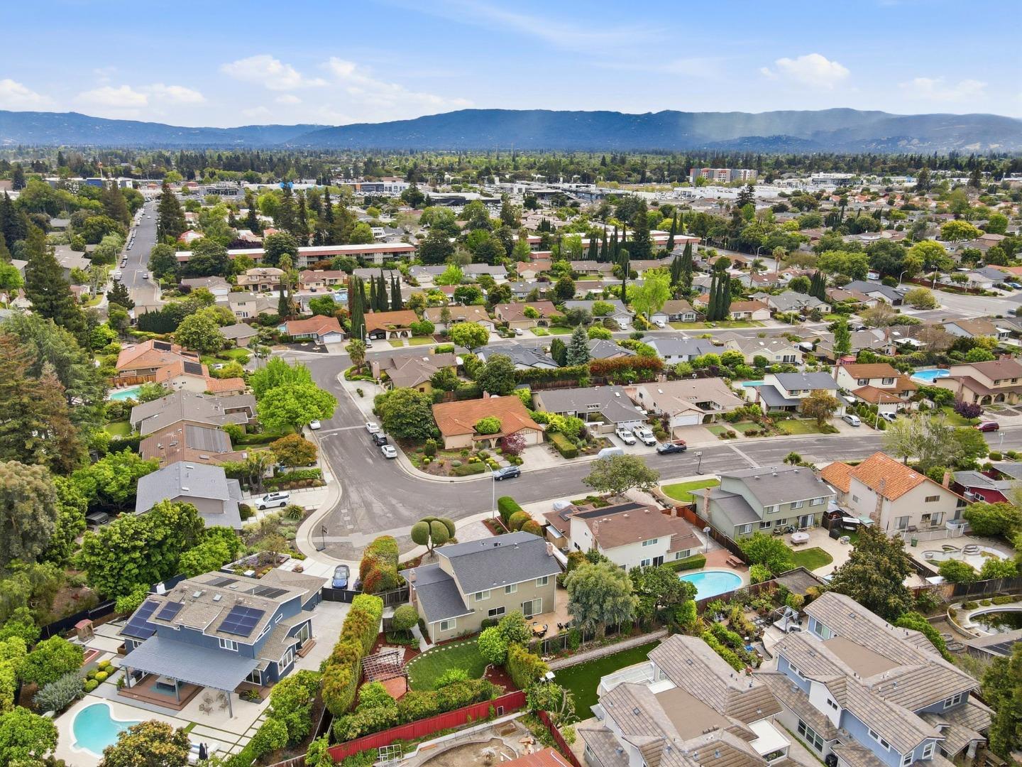 Detail Gallery Image 83 of 86 For 2777 Glorietta Cir, Santa Clara,  CA 95051 - 4 Beds | 2/1 Baths