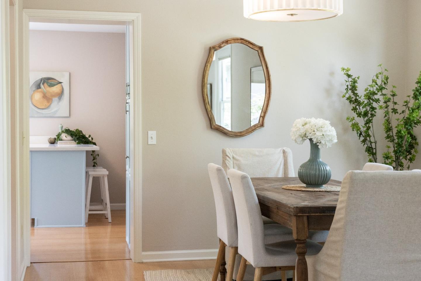 Detail Gallery Image 11 of 50 For 515 Chestnut St, Santa Cruz,  CA 95060 - 3 Beds | 2 Baths