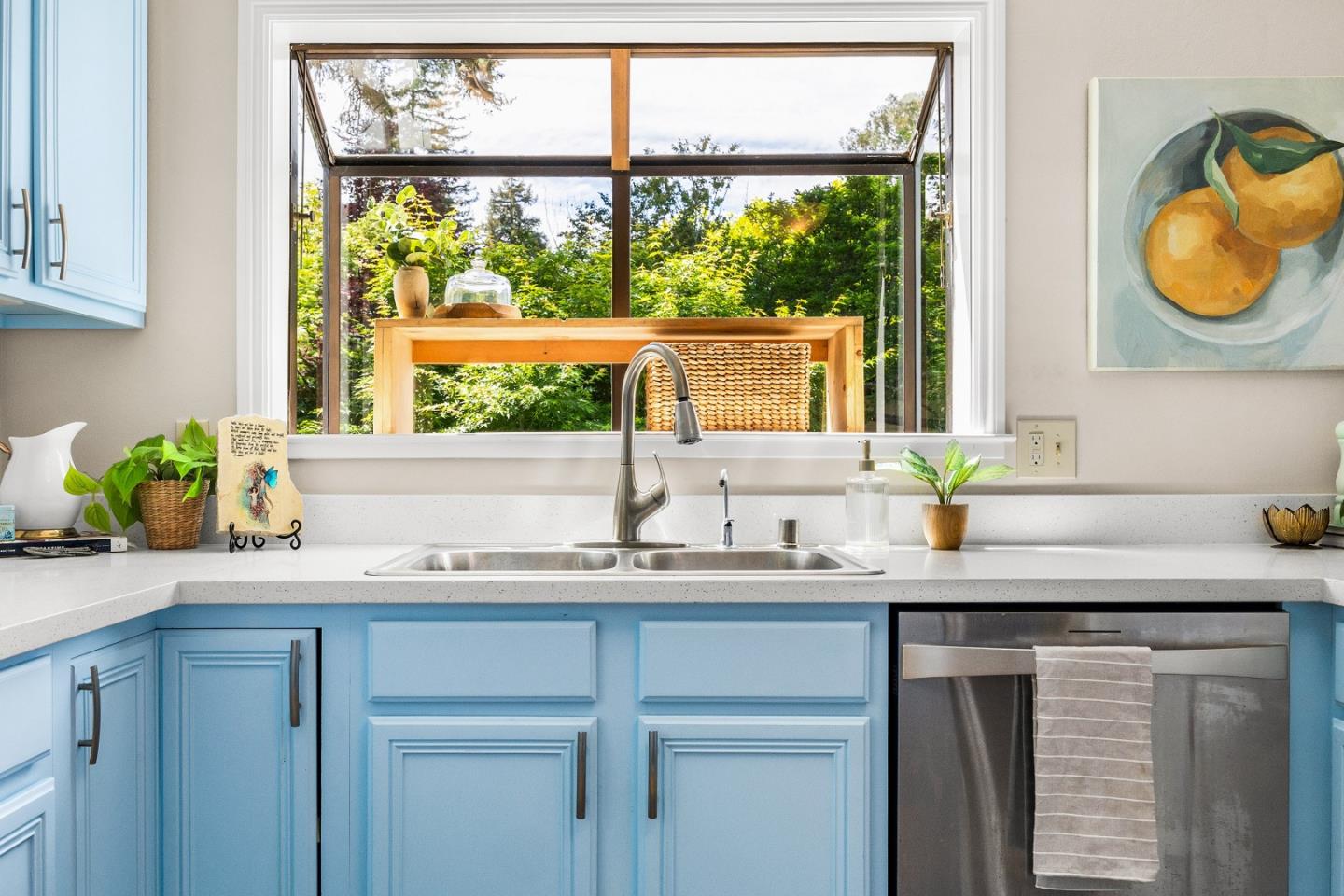 Detail Gallery Image 15 of 50 For 515 Chestnut St, Santa Cruz,  CA 95060 - 3 Beds | 2 Baths