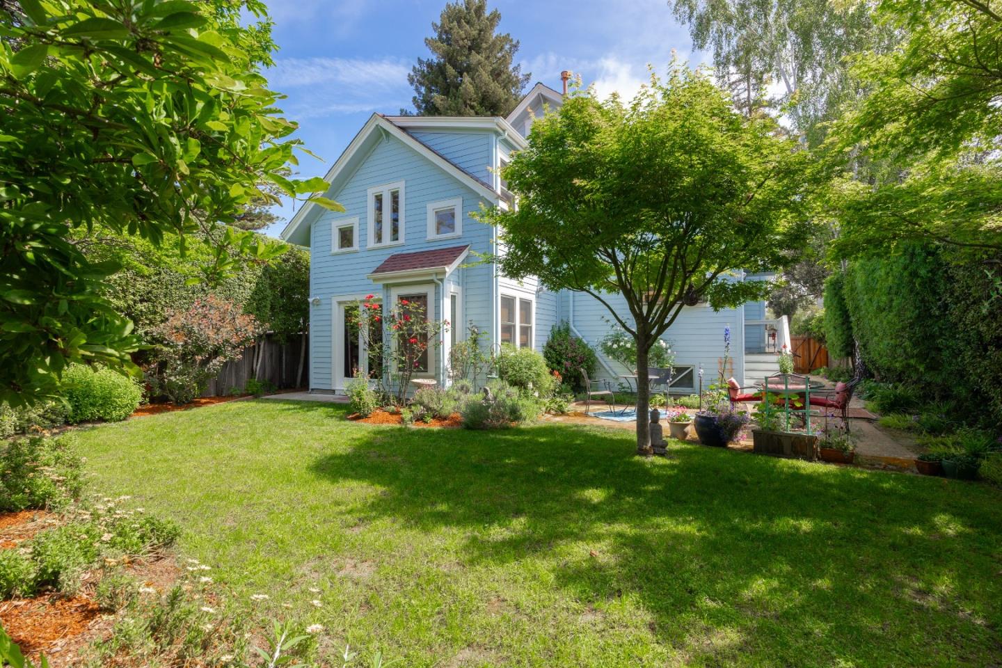 Detail Gallery Image 18 of 50 For 515 Chestnut St, Santa Cruz,  CA 95060 - 3 Beds | 2 Baths