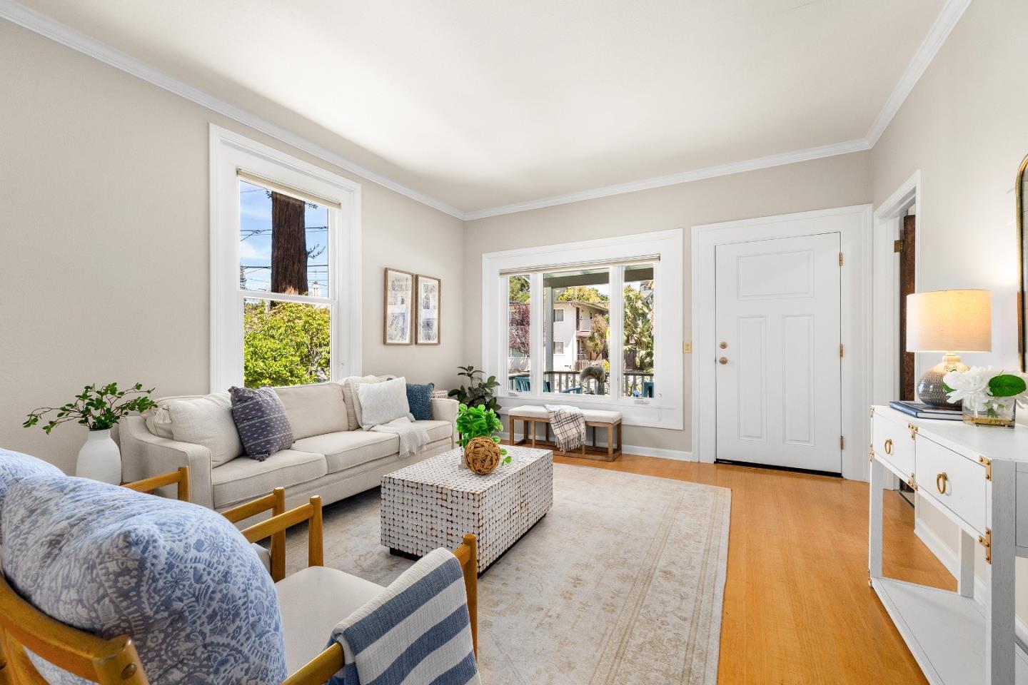 Detail Gallery Image 6 of 50 For 515 Chestnut St, Santa Cruz,  CA 95060 - 3 Beds | 2 Baths