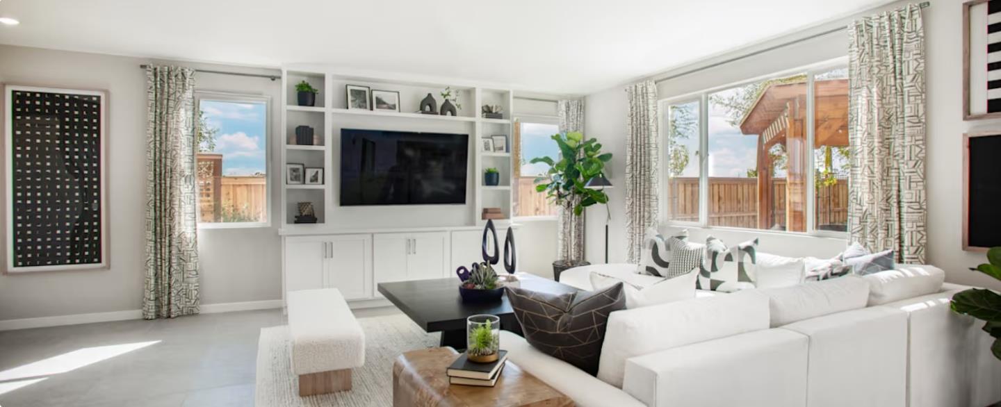 Detail Gallery Image 5 of 7 For Address Not Disclosed, Lathrop,  CA 95330 - 4 Beds | 3/1 Baths