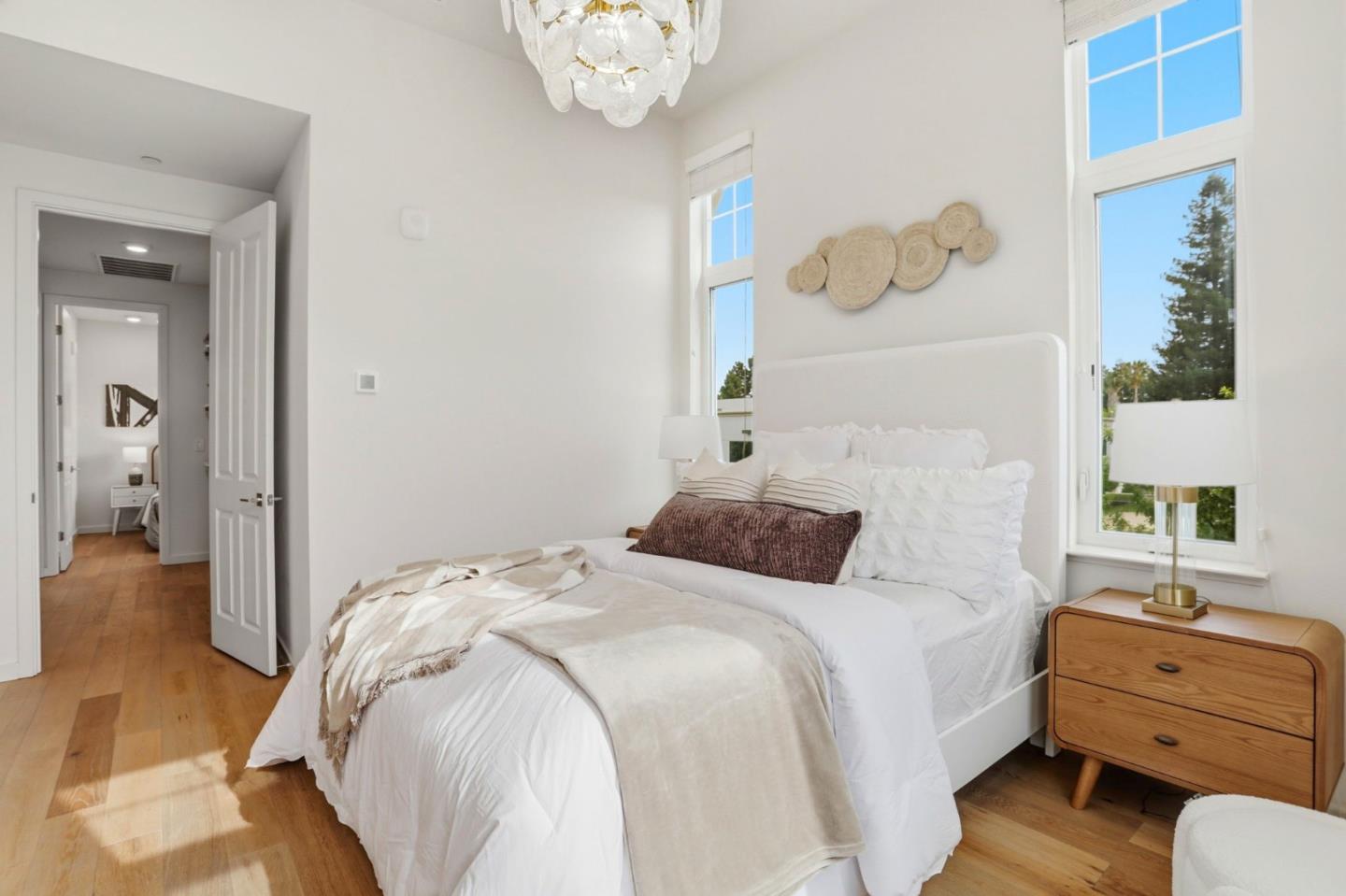 Detail Gallery Image 14 of 34 For 816 Julian Ter #5,  Sunnyvale,  CA 94085 - 4 Beds | 3/1 Baths