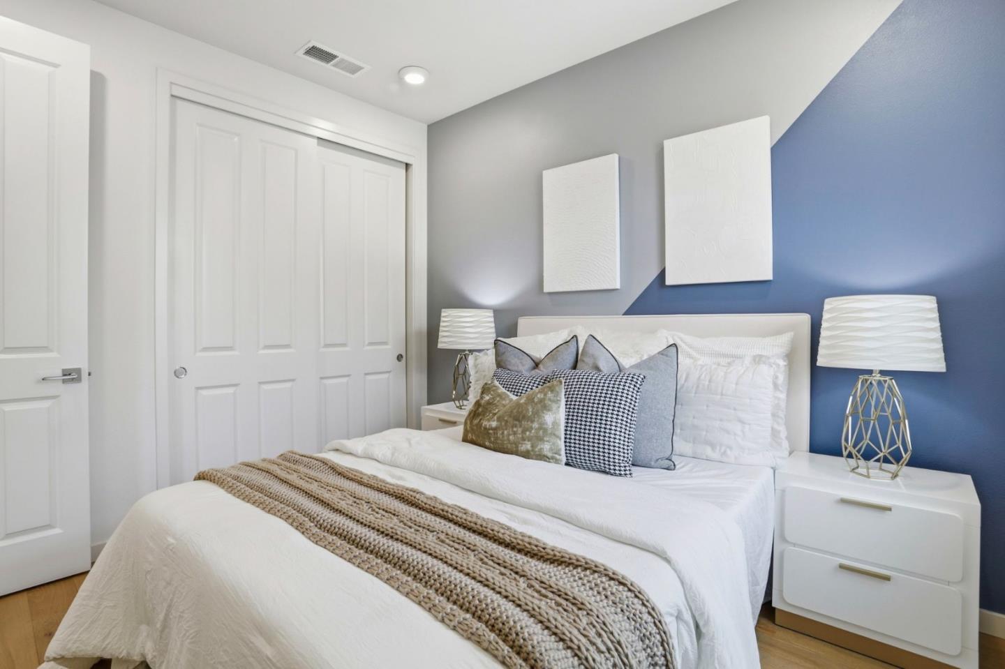 Detail Gallery Image 18 of 34 For 816 Julian Ter #5,  Sunnyvale,  CA 94085 - 4 Beds | 3/1 Baths