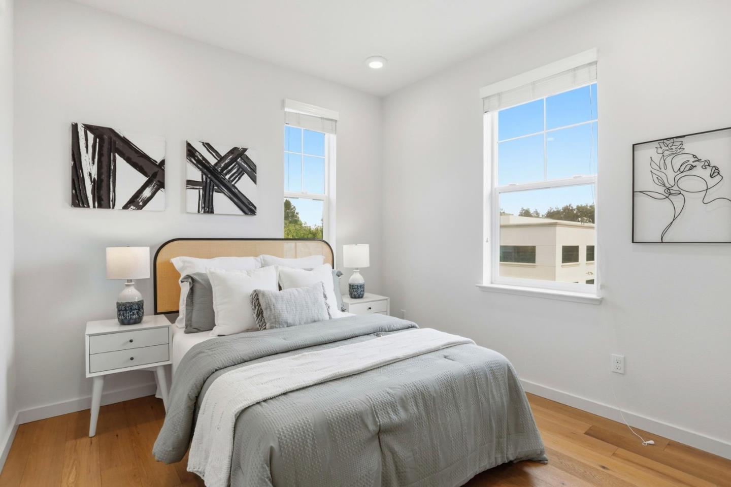 Detail Gallery Image 19 of 34 For 816 Julian Ter #5,  Sunnyvale,  CA 94085 - 4 Beds | 3/1 Baths