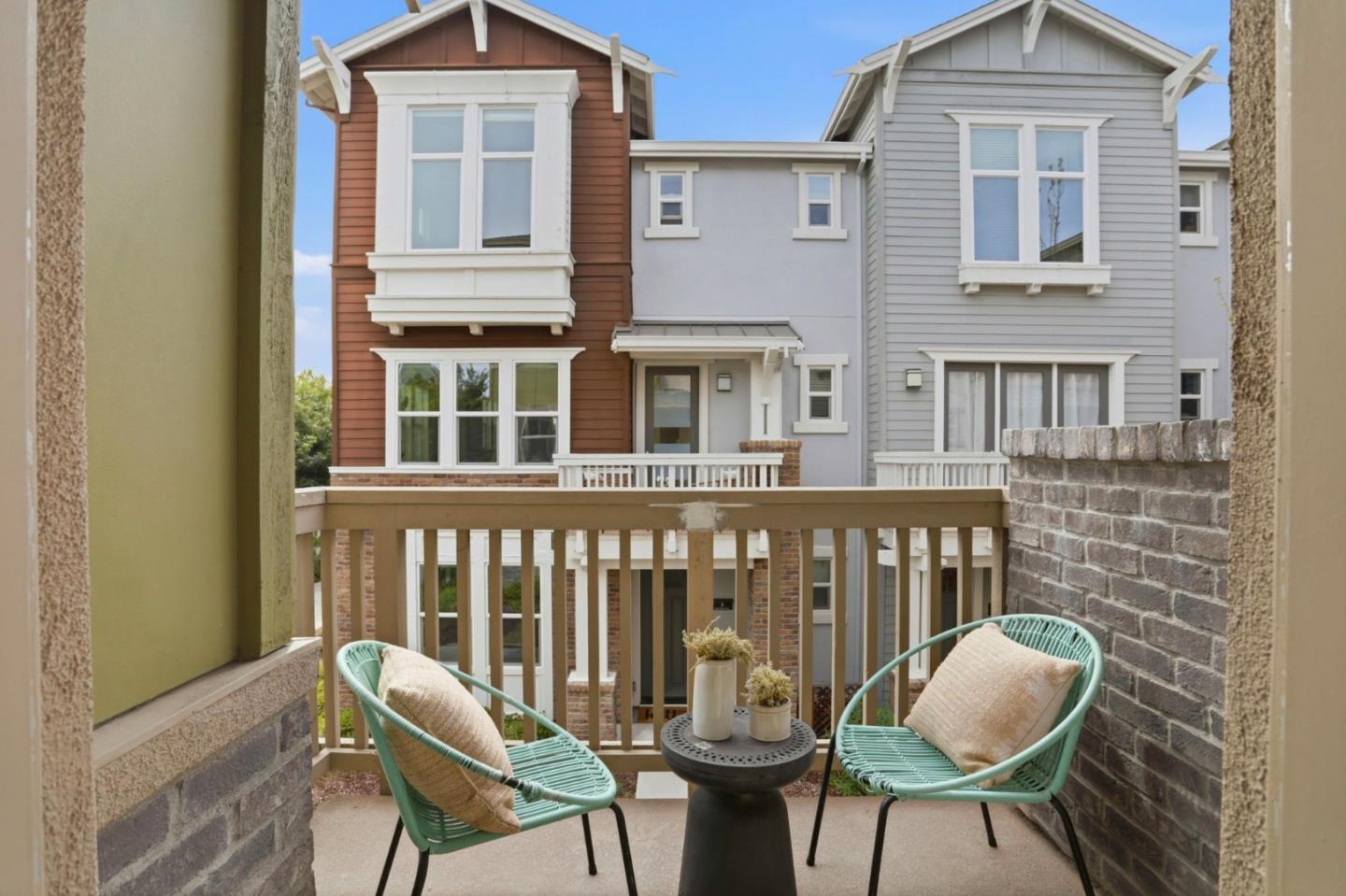 Detail Gallery Image 26 of 34 For 816 Julian Ter #5,  Sunnyvale,  CA 94085 - 4 Beds | 3/1 Baths