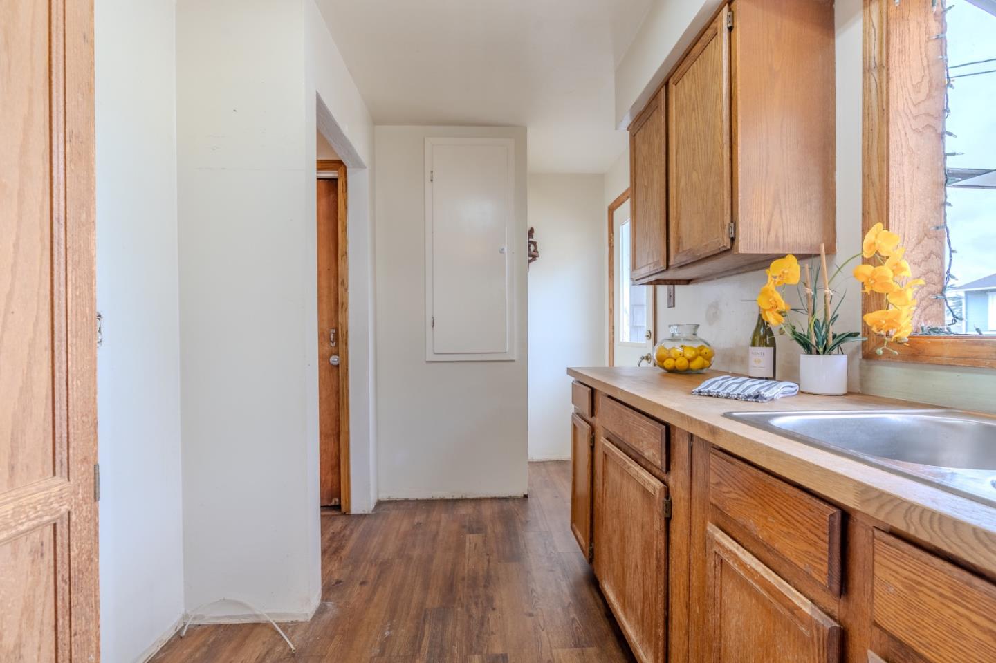 Detail Gallery Image 11 of 32 For 164 Pacific, Pacifica,  CA 94044 - 2 Beds | 1 Baths