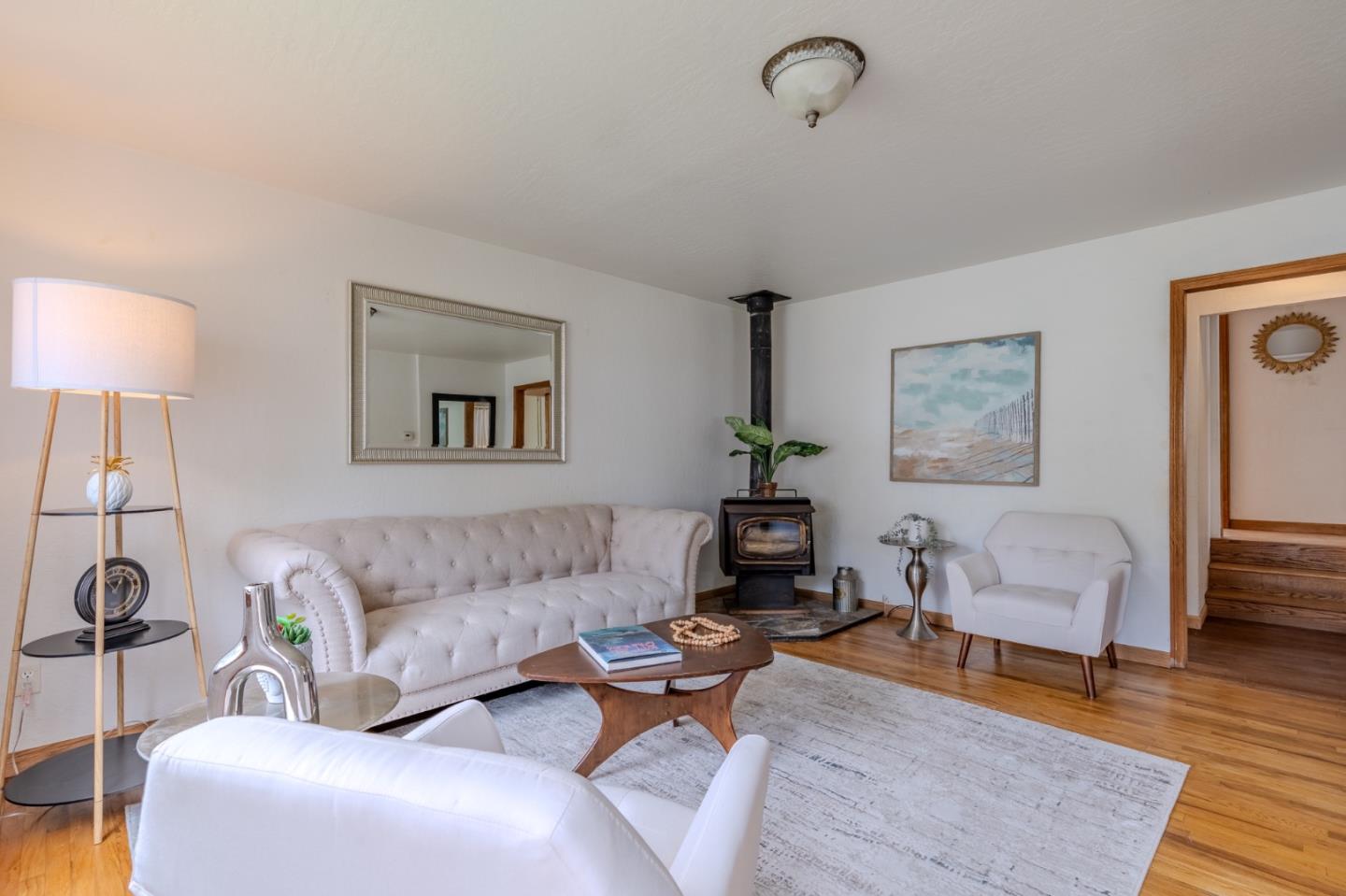 Detail Gallery Image 3 of 32 For 164 Pacific, Pacifica,  CA 94044 - 2 Beds | 1 Baths