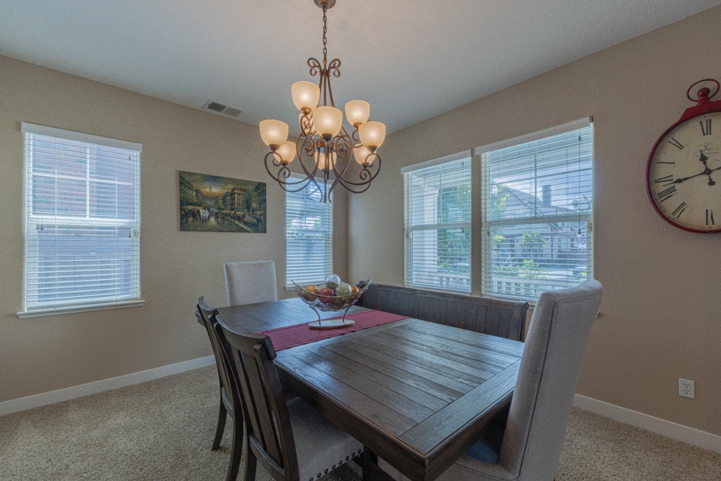 Detail Gallery Image 11 of 57 For 120 Fourth St, Spreckels,  CA 93962 - 4 Beds | 2/1 Baths