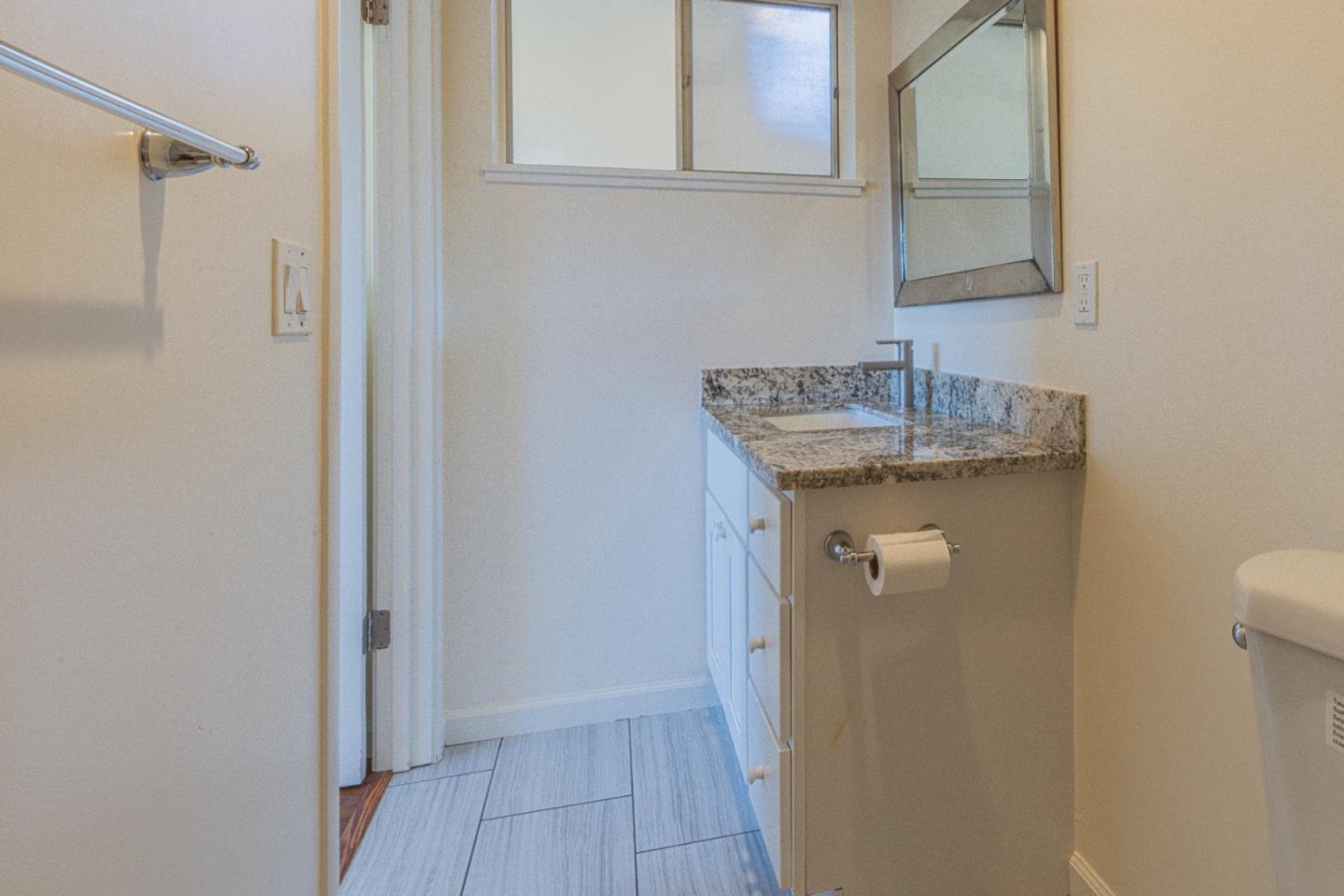 Detail Gallery Image 18 of 37 For 43 Saint Brendan Way, Salinas,  CA 93906 - 3 Beds | 2 Baths