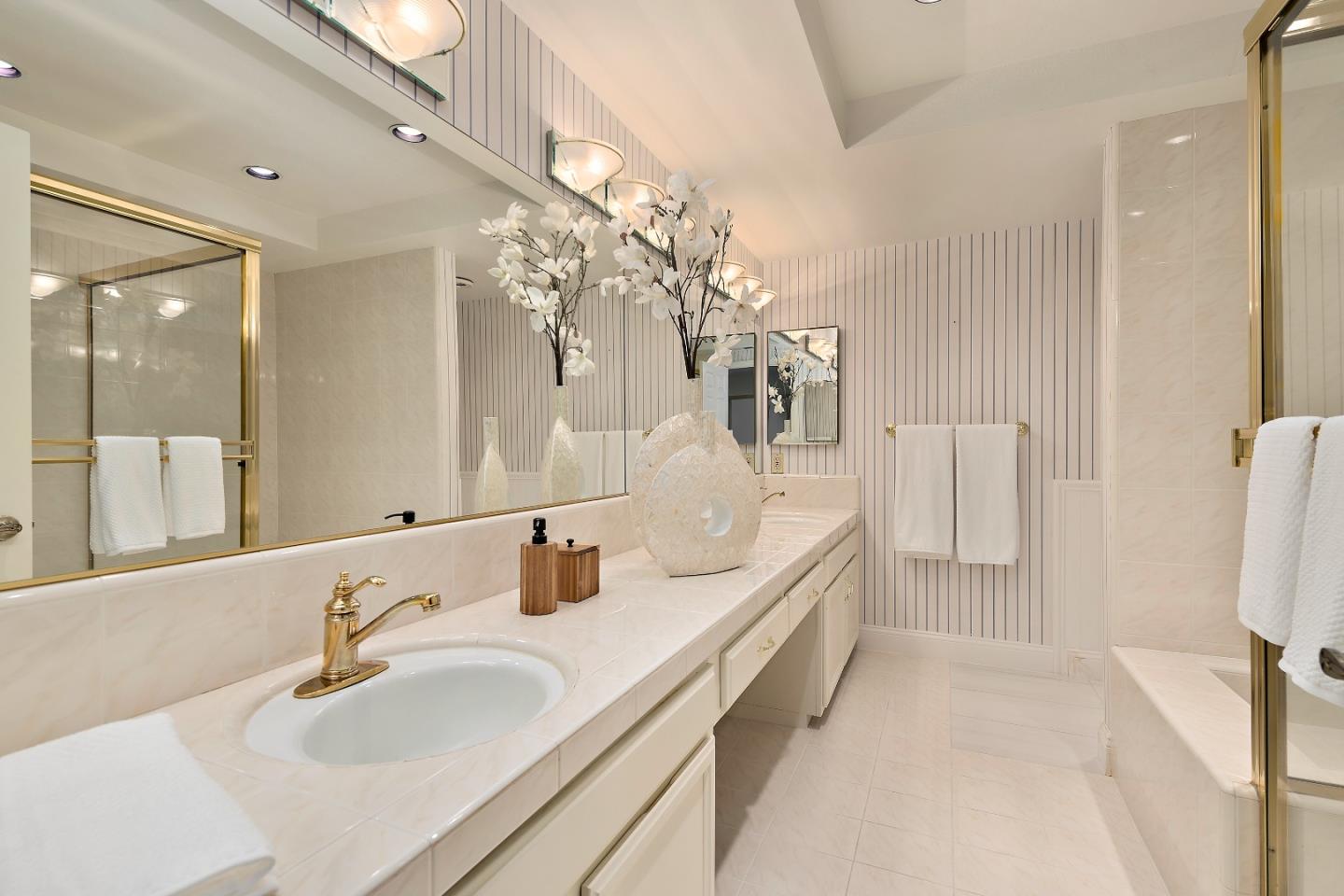 Photo #12: ML82043173 Listing: Photo #12