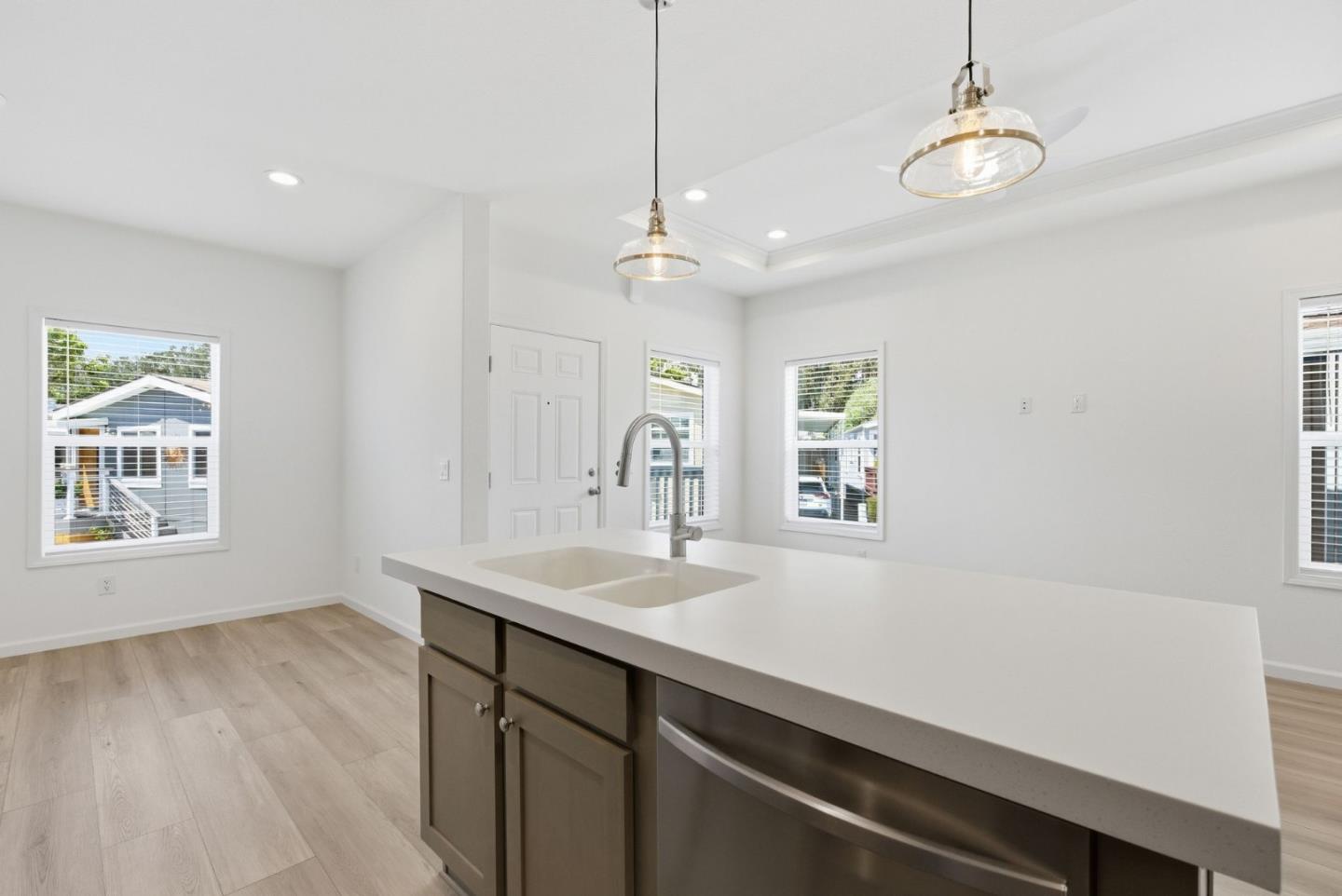 Detail Gallery Image 21 of 39 For 1555 Merrill St #129,  Santa Cruz,  CA 95062 - 2 Beds | 2 Baths