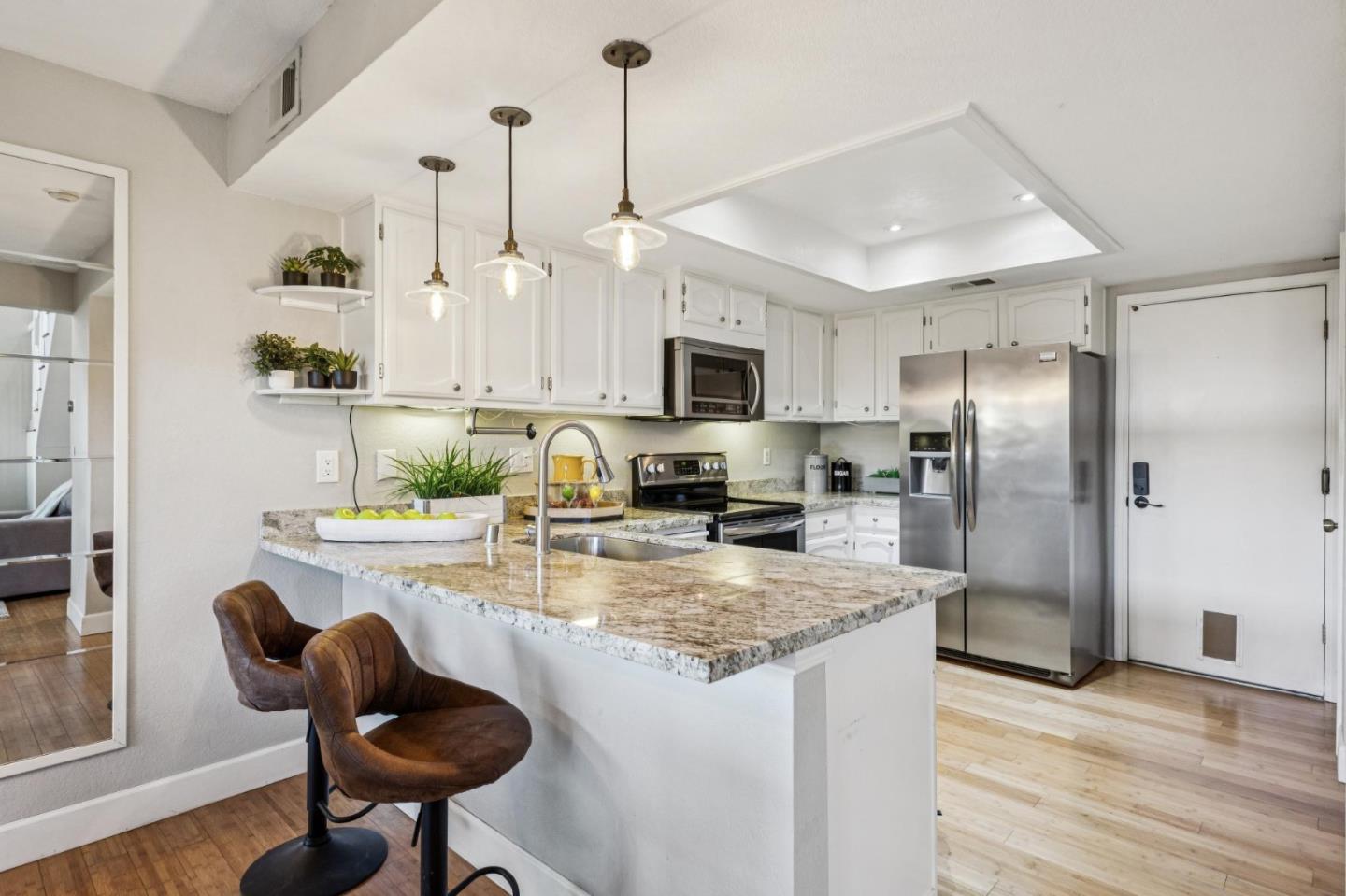 Detail Gallery Image 6 of 20 For 5319 Port Sailwood Dr, Newark,  CA 94560 - 3 Beds | 2/1 Baths