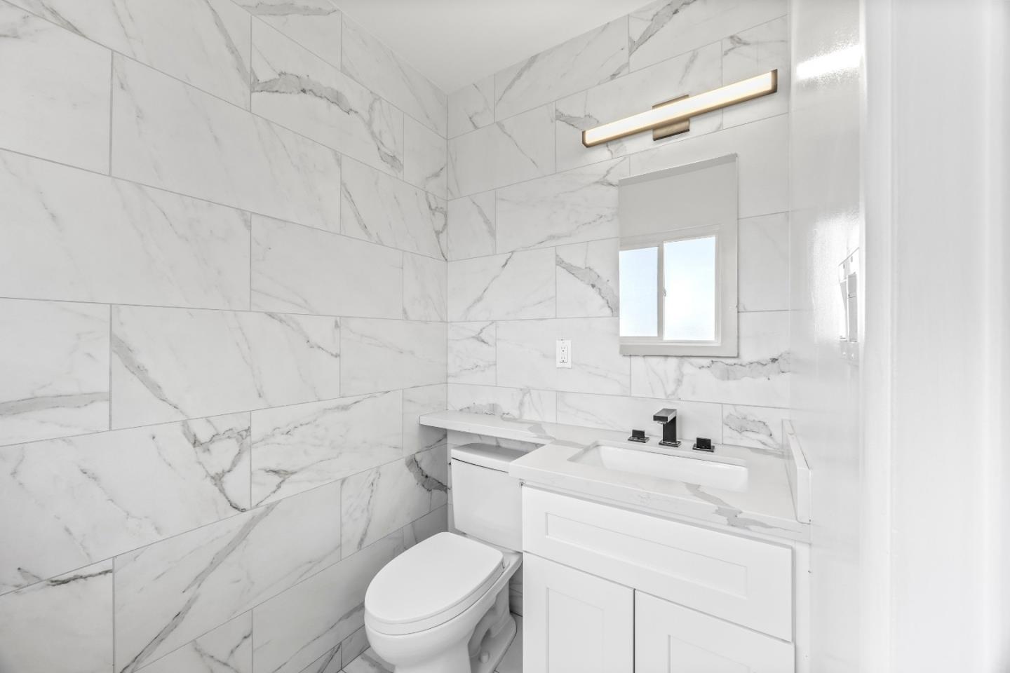 Detail Gallery Image 18 of 30 For 285 Kelton Dr, Salinas,  CA 93906 - 3 Beds | 1/1 Baths