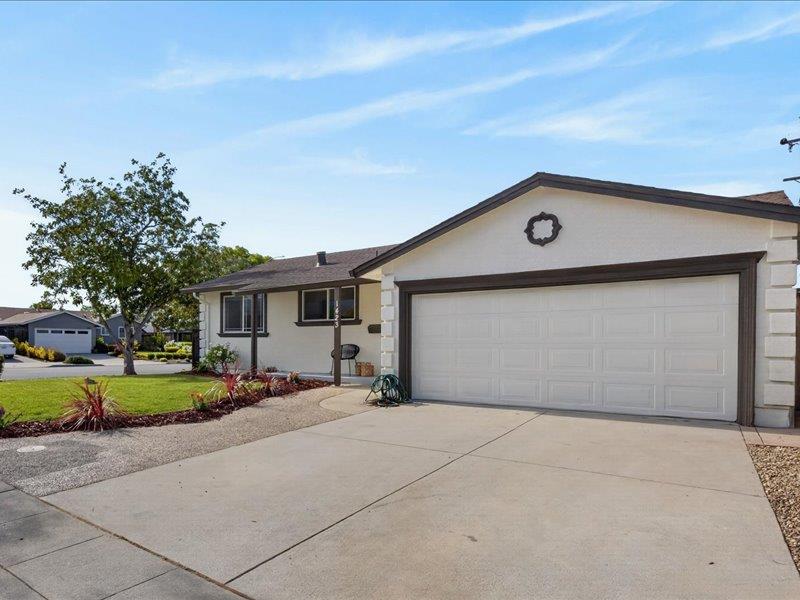 Detail Gallery Image 4 of 28 For 1423 Santa Fe Dr, San Jose,  CA 95118 - 4 Beds | 2 Baths