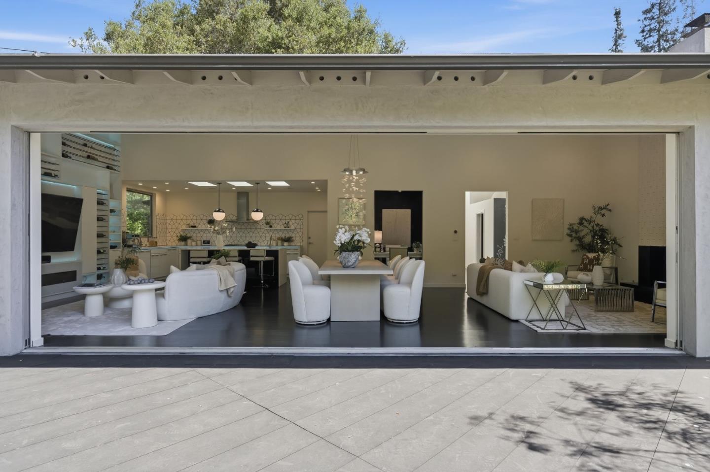 Detail Gallery Image 30 of 60 For 440 Hale St, Palo Alto,  CA 94301 - 4 Beds | 3 Baths