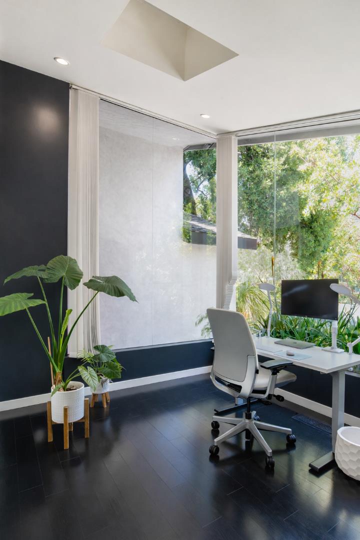 Detail Gallery Image 32 of 60 For 440 Hale St, Palo Alto,  CA 94301 - 4 Beds | 3 Baths