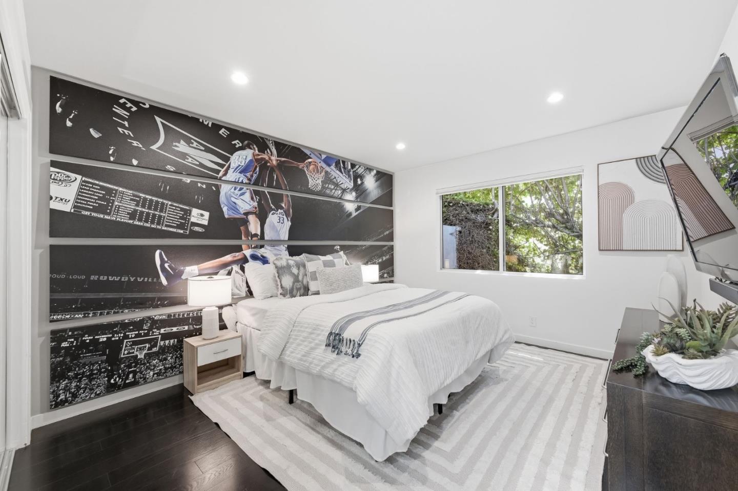 Detail Gallery Image 37 of 60 For 440 Hale St, Palo Alto,  CA 94301 - 4 Beds | 3 Baths