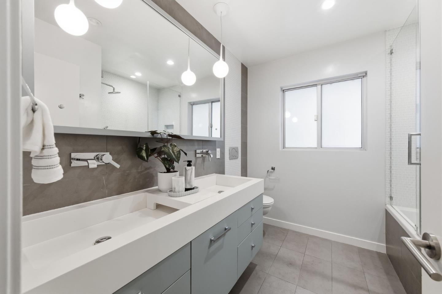 Detail Gallery Image 38 of 60 For 440 Hale St, Palo Alto,  CA 94301 - 4 Beds | 3 Baths