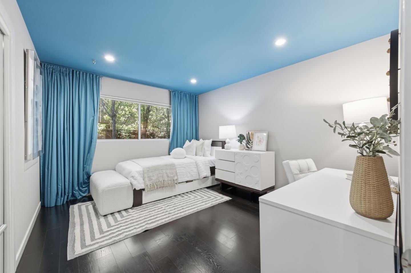 Detail Gallery Image 39 of 60 For 440 Hale St, Palo Alto,  CA 94301 - 4 Beds | 3 Baths