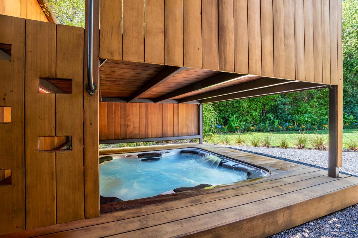 Detail Gallery Image 46 of 60 For 440 Hale St, Palo Alto,  CA 94301 - 4 Beds | 3 Baths