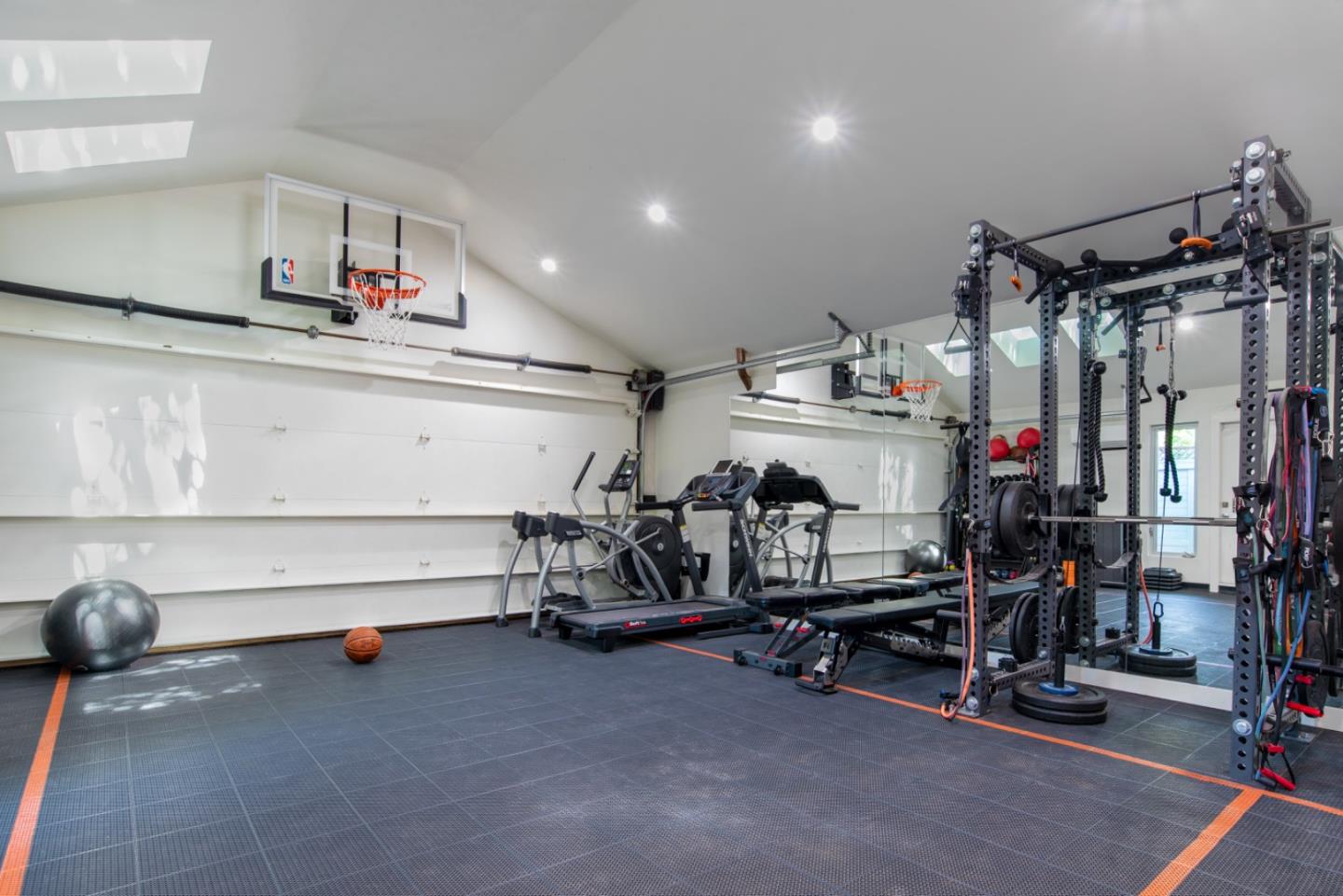 Detail Gallery Image 47 of 60 For 440 Hale St, Palo Alto,  CA 94301 - 4 Beds | 3 Baths