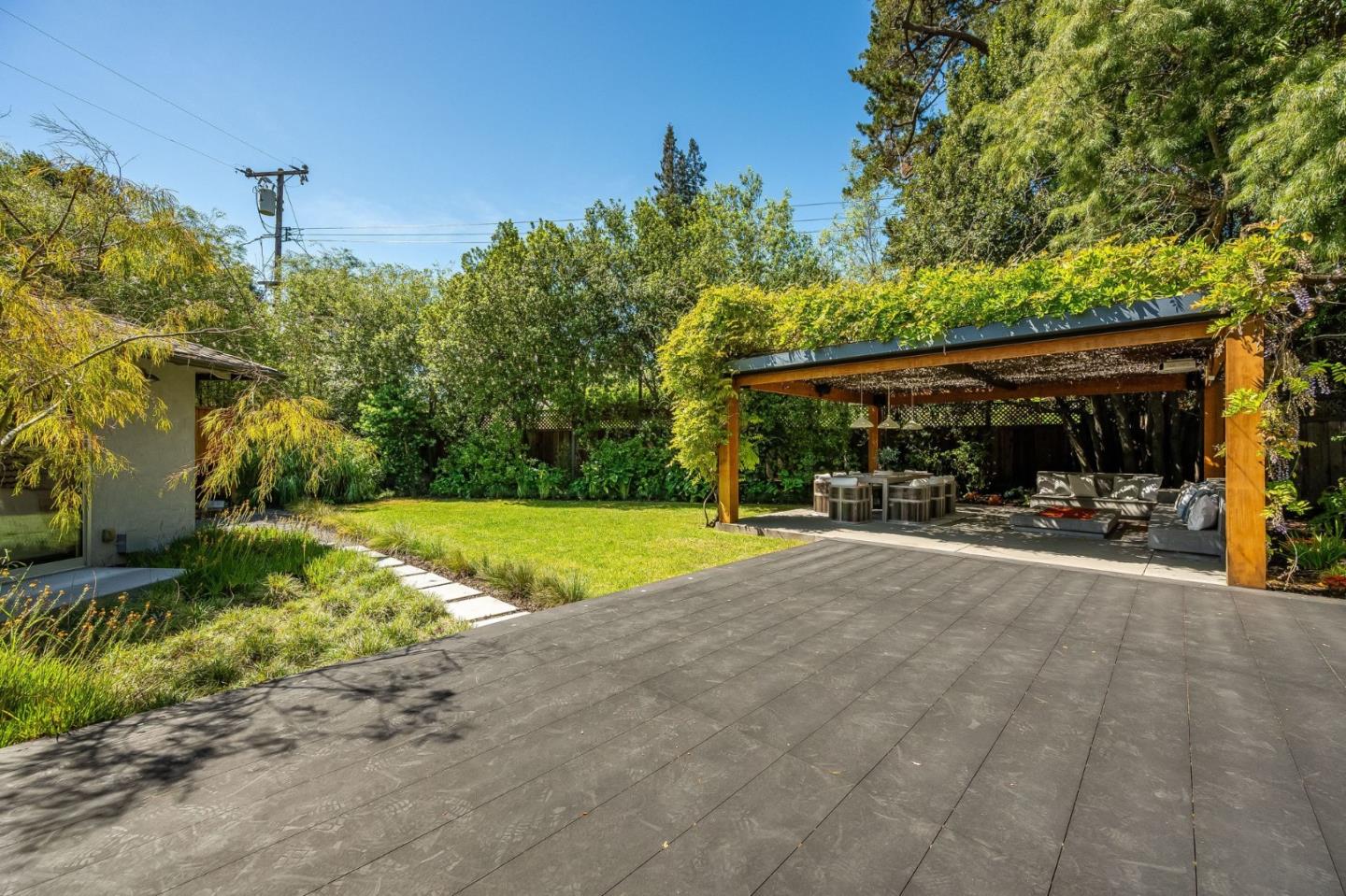 Detail Gallery Image 52 of 60 For 440 Hale St, Palo Alto,  CA 94301 - 4 Beds | 3 Baths