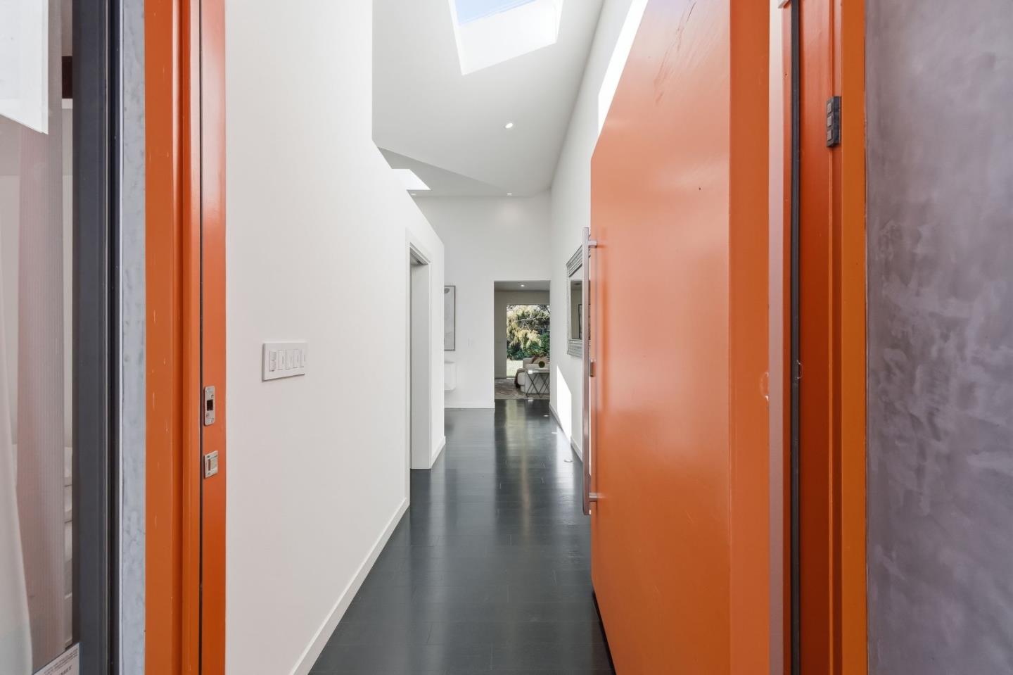 Detail Gallery Image 7 of 60 For 440 Hale St, Palo Alto,  CA 94301 - 4 Beds | 3 Baths