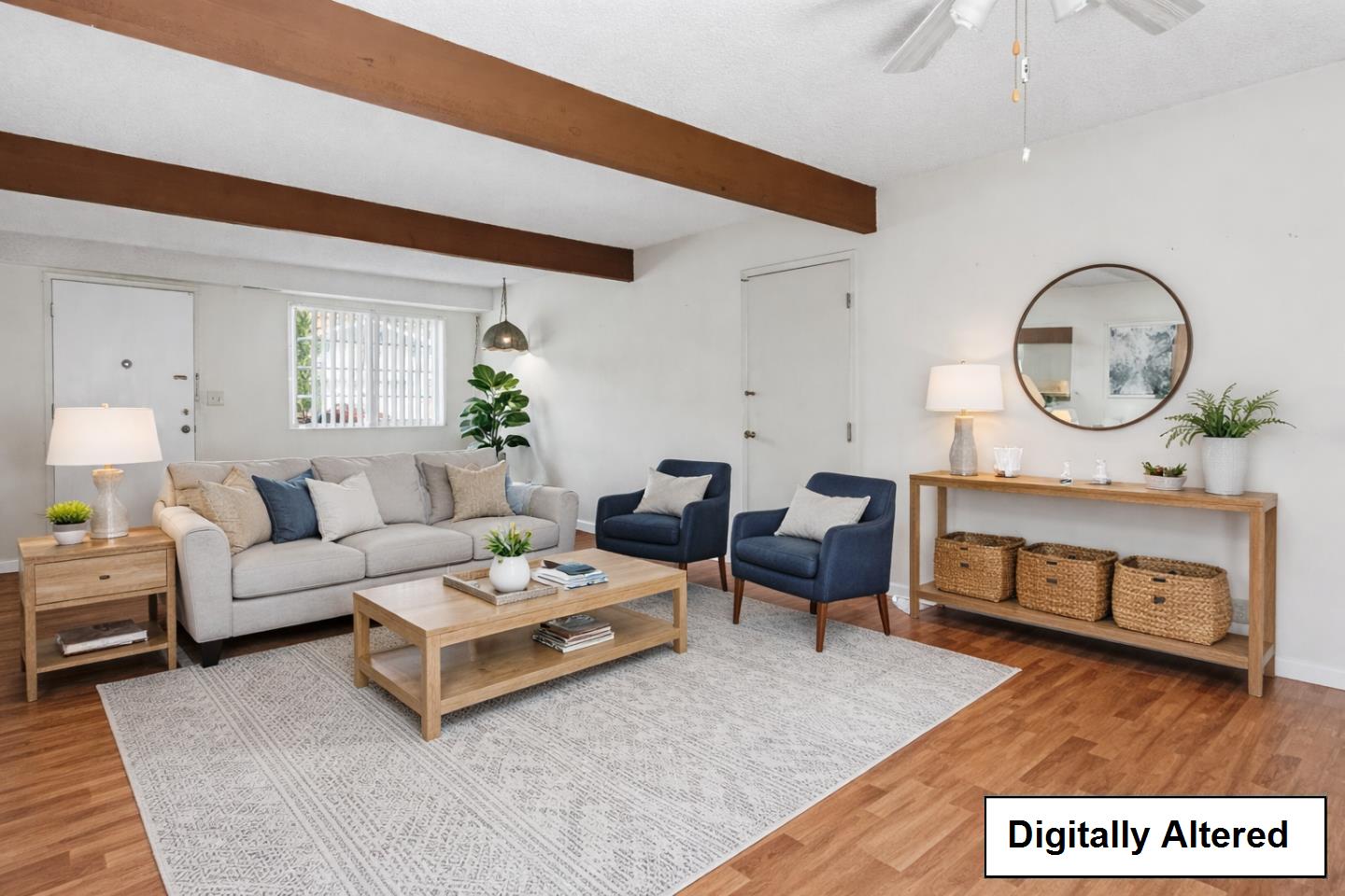 Detail Gallery Image 3 of 22 For 940 B St, Union City,  CA 94587 - 4 Beds | 1/1 Baths