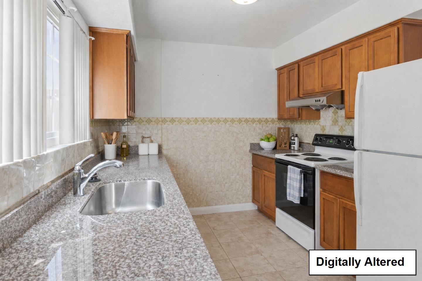 Detail Gallery Image 5 of 22 For 940 B St, Union City,  CA 94587 - 4 Beds | 1/1 Baths