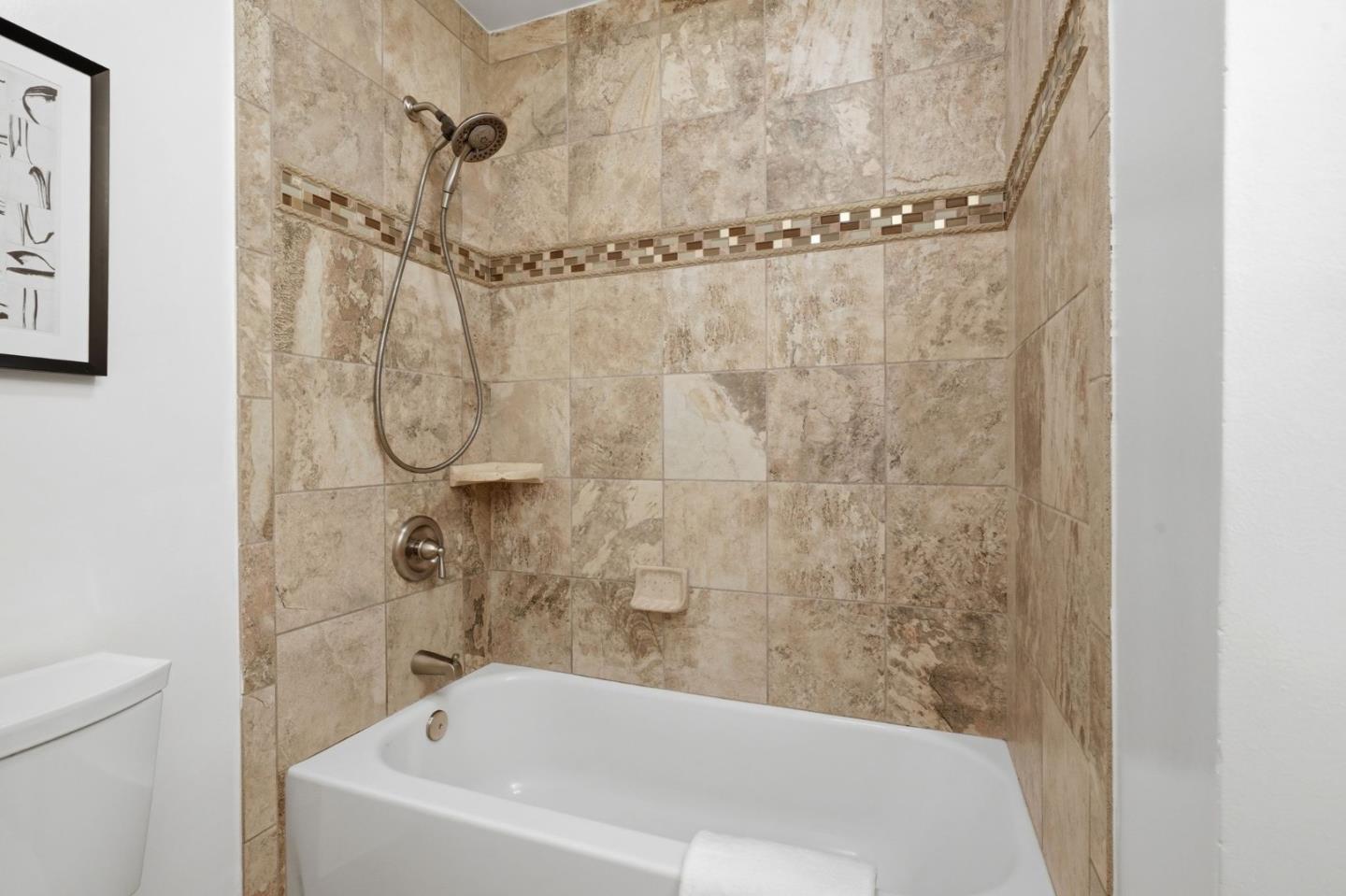 Photo #15: ML82043184 Listing: Photo #15