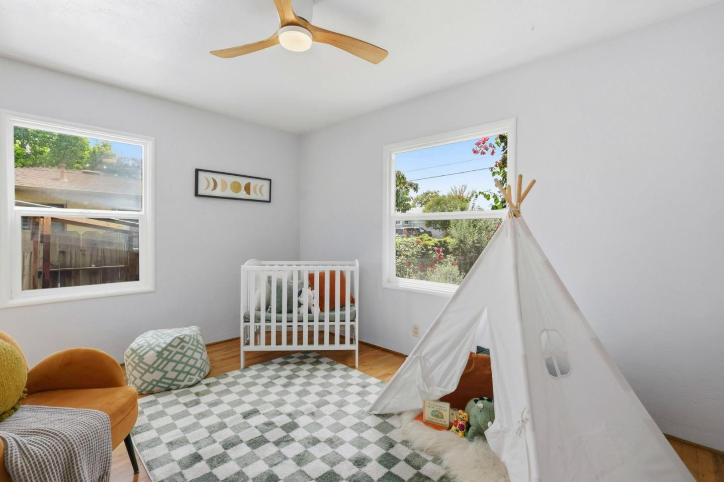 Detail Gallery Image 17 of 40 For 212 Darwin St, Santa Cruz,  CA 95062 - 2 Beds | 1 Baths