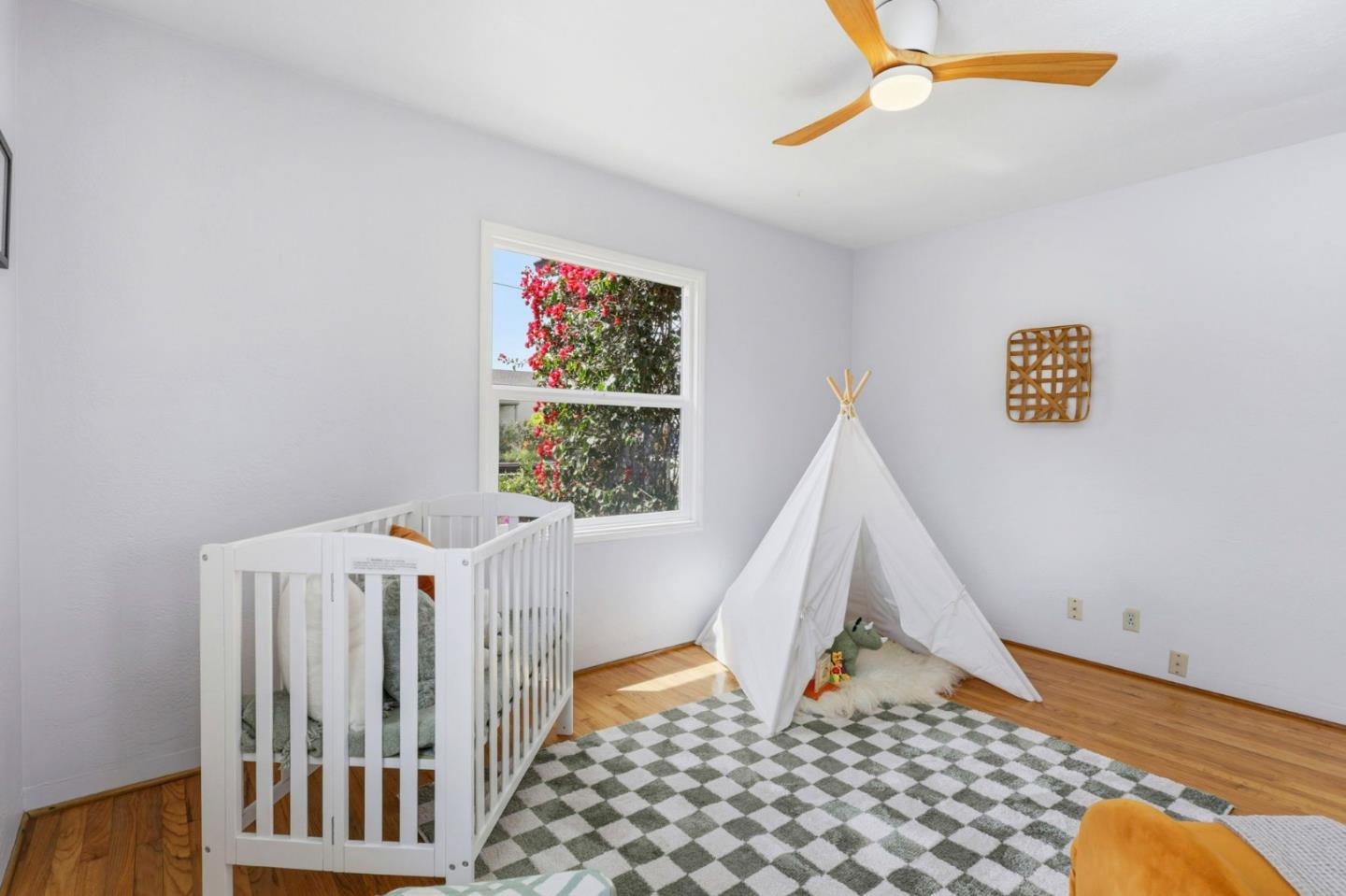 Detail Gallery Image 18 of 40 For 212 Darwin St, Santa Cruz,  CA 95062 - 2 Beds | 1 Baths