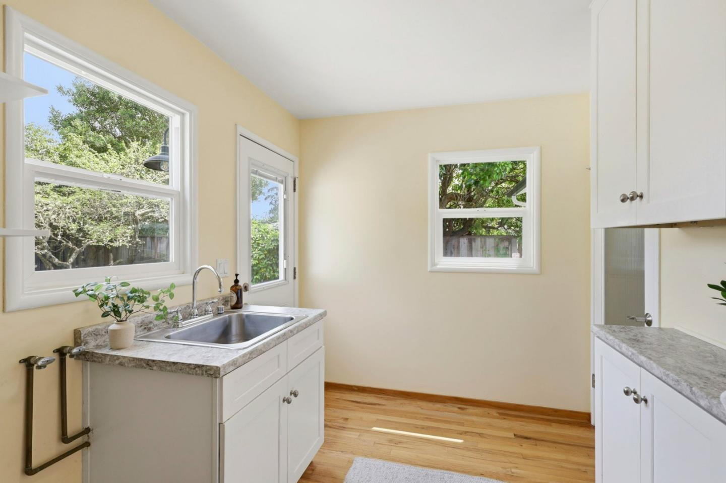 Detail Gallery Image 21 of 40 For 212 Darwin St, Santa Cruz,  CA 95062 - 2 Beds | 1 Baths