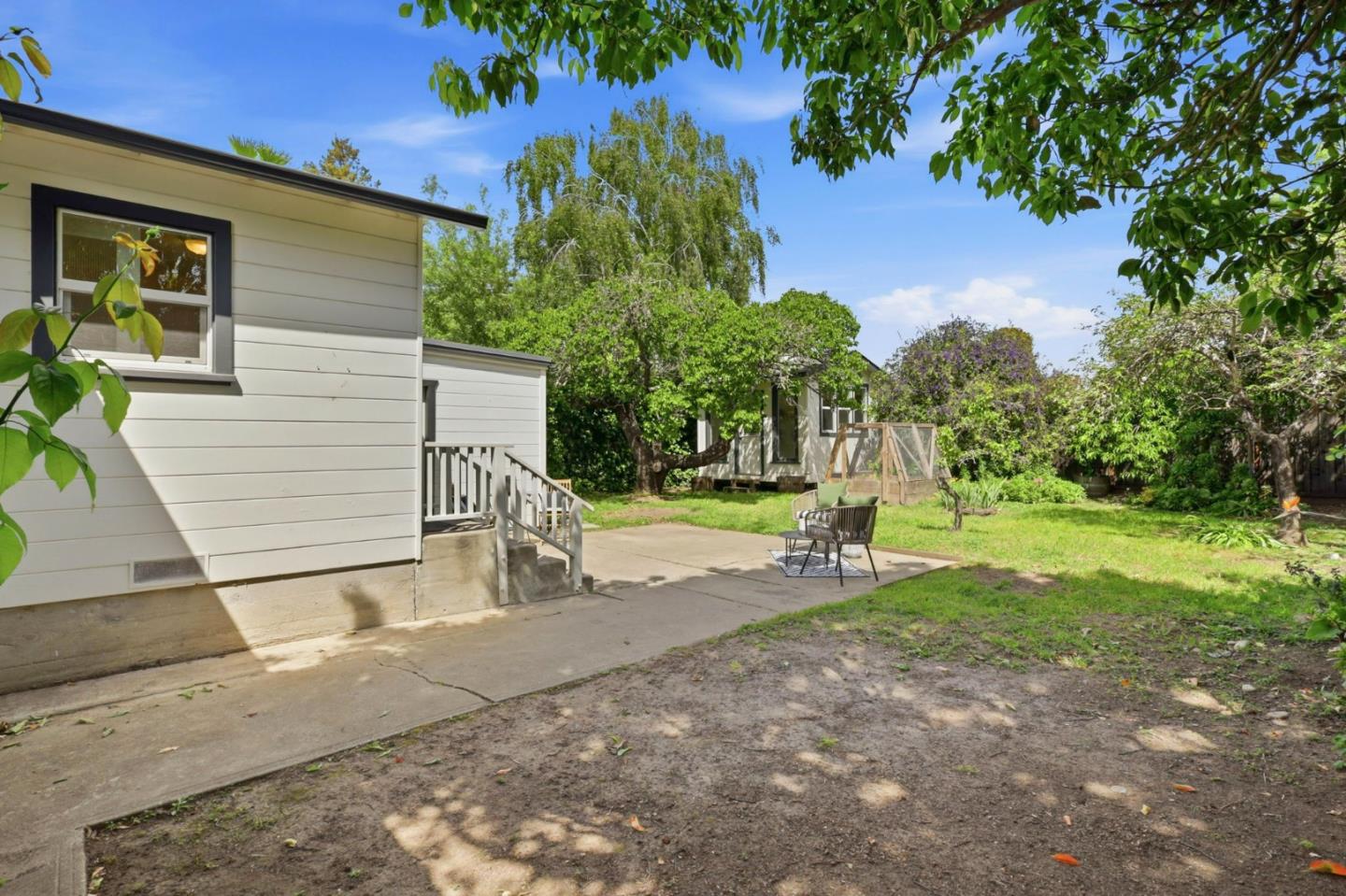 Detail Gallery Image 25 of 40 For 212 Darwin St, Santa Cruz,  CA 95062 - 2 Beds | 1 Baths