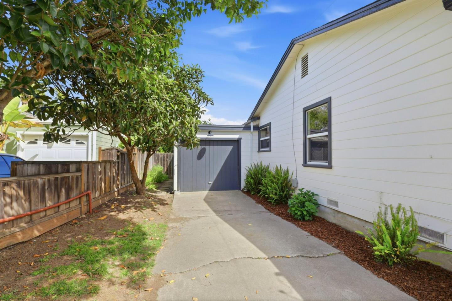 Detail Gallery Image 35 of 40 For 212 Darwin St, Santa Cruz,  CA 95062 - 2 Beds | 1 Baths